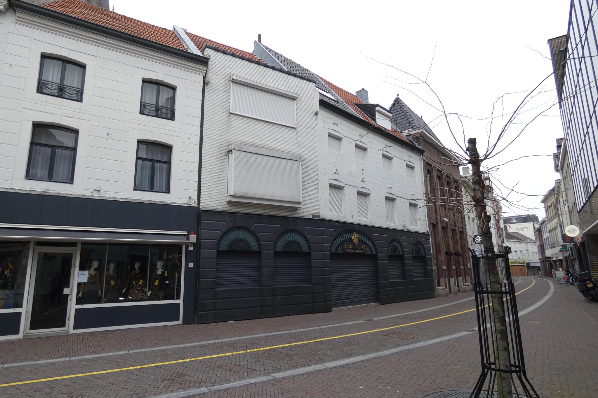 Straatbeeld Limbrichterstraat. 