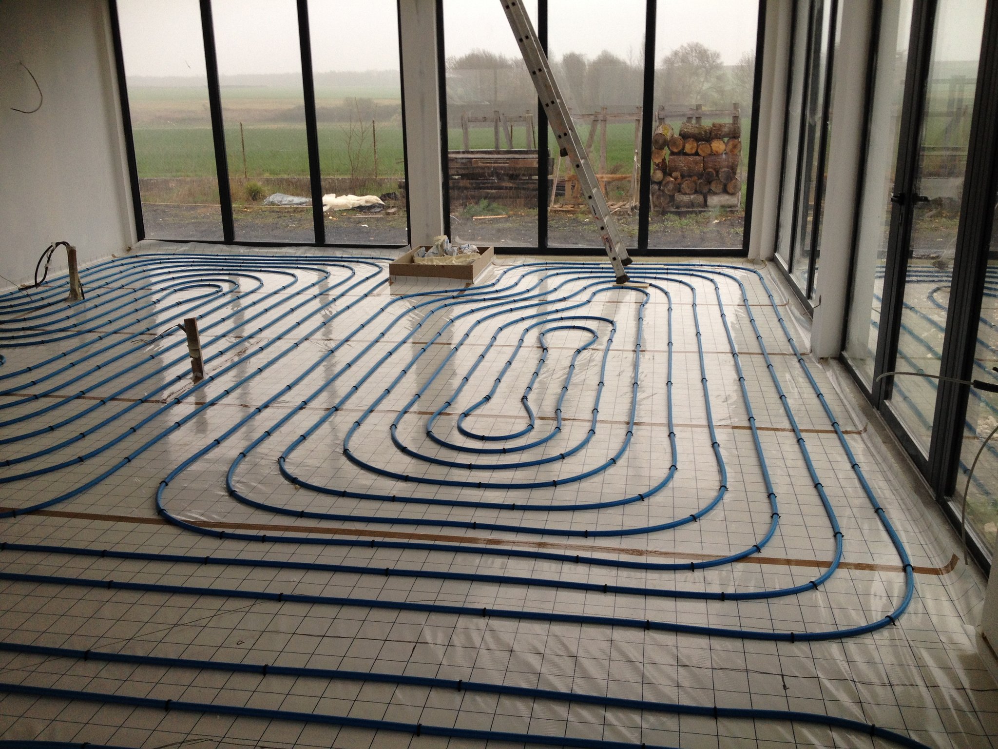 Installation réseau de plancher chauffant