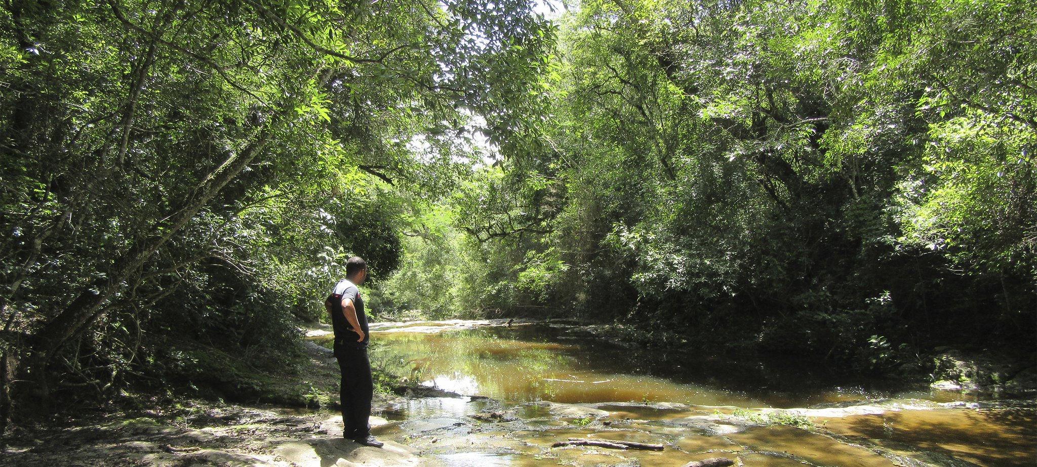 Der Bach der sich während der Regenzeit durch unsere Hochplateau schlängelt