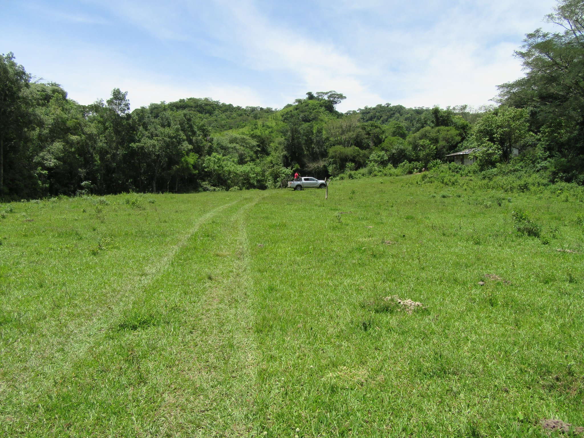 Eine wegen geringer Bevölkerungszahl seit vielen Jahren verlassene Schule