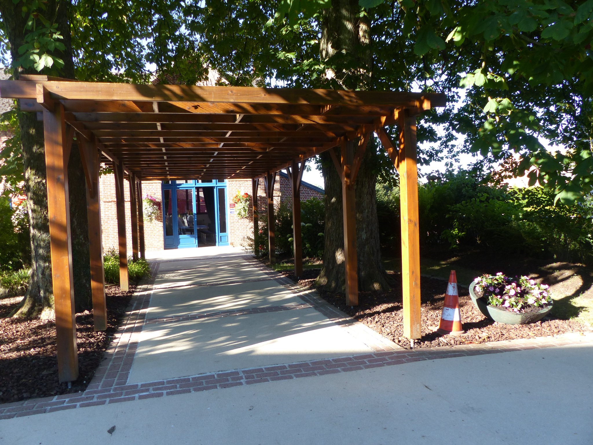 entrée de la Mairie