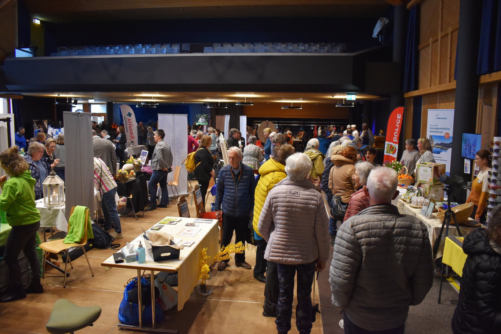 Reges Treiben an den Ständen