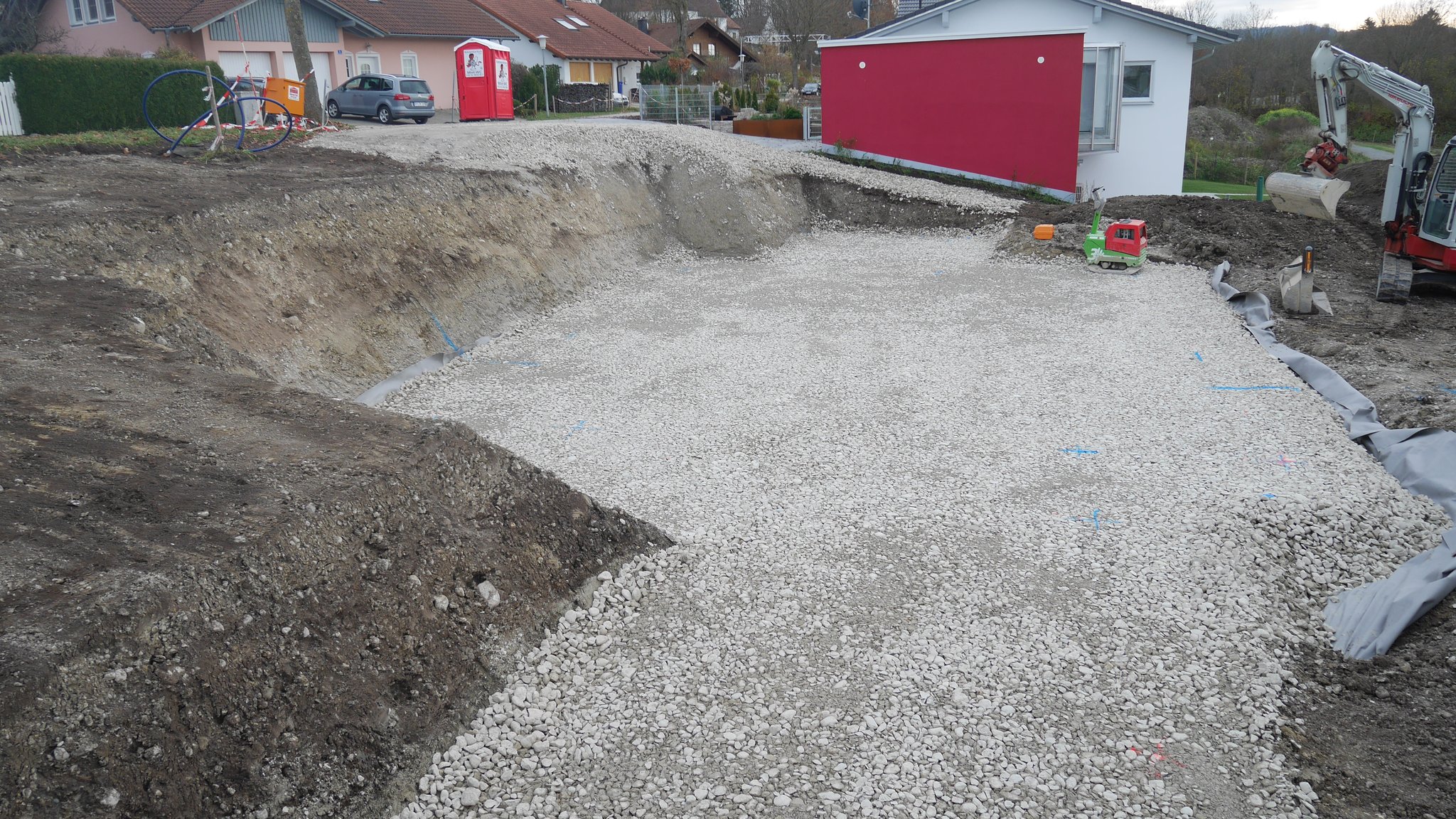 BV: Lauben Schlüsselfertiges EFH mit Garage und Stützwände inkl. Bodenaustausch