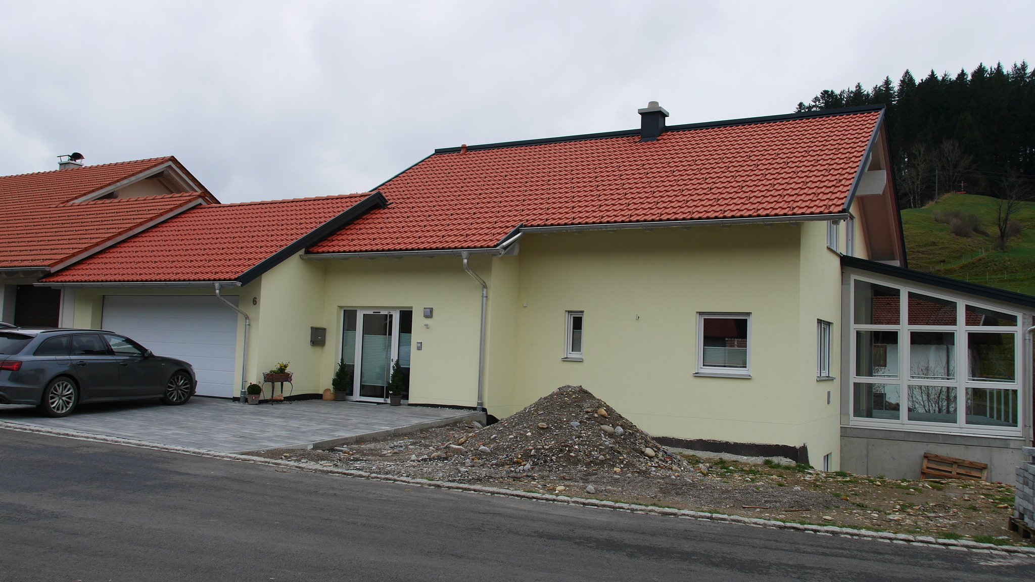 BV: Wengen Schlüsselfertiges EFH mit Doppelgarage