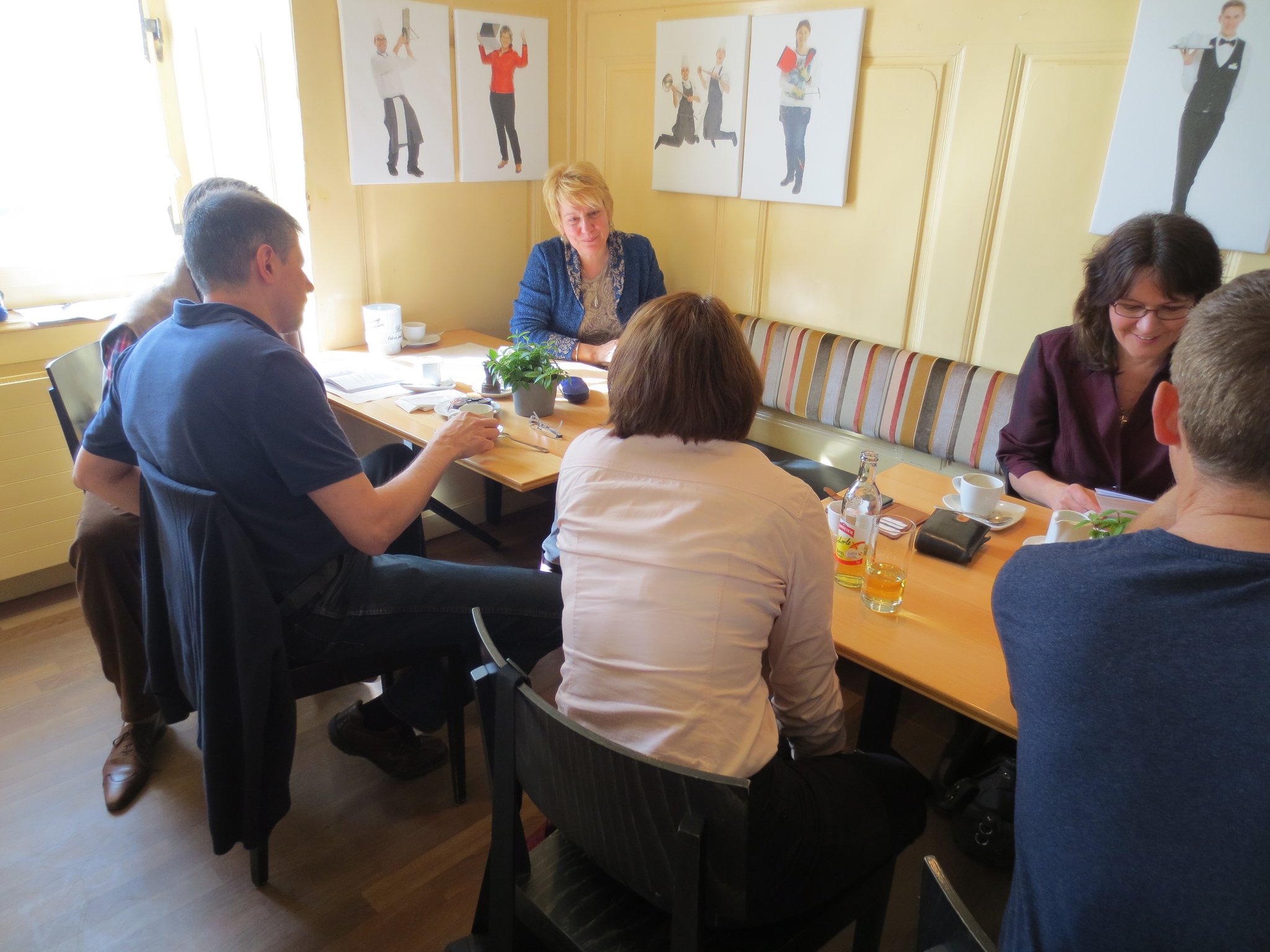 Willkommenskaffe 10:15-11:00 im Hotel Gasthof Kreuz (Gaststube) in CH-Egerkingen; Einstimmung auf die bevorstehende Hauptversammlung