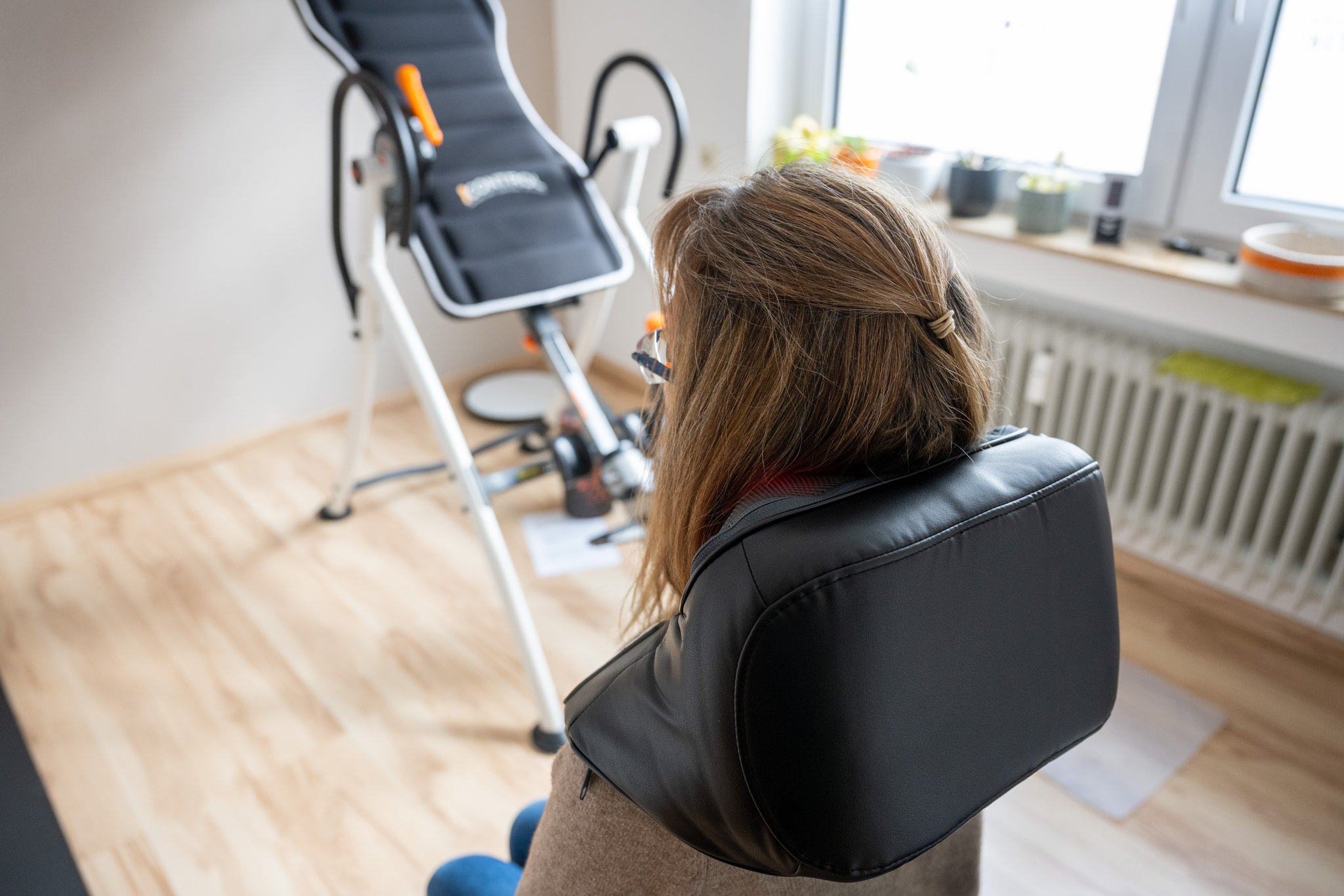 Nacken Klopfmassage Gerät