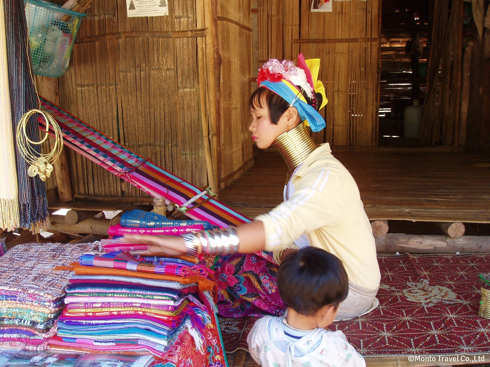 カレン族の少女
