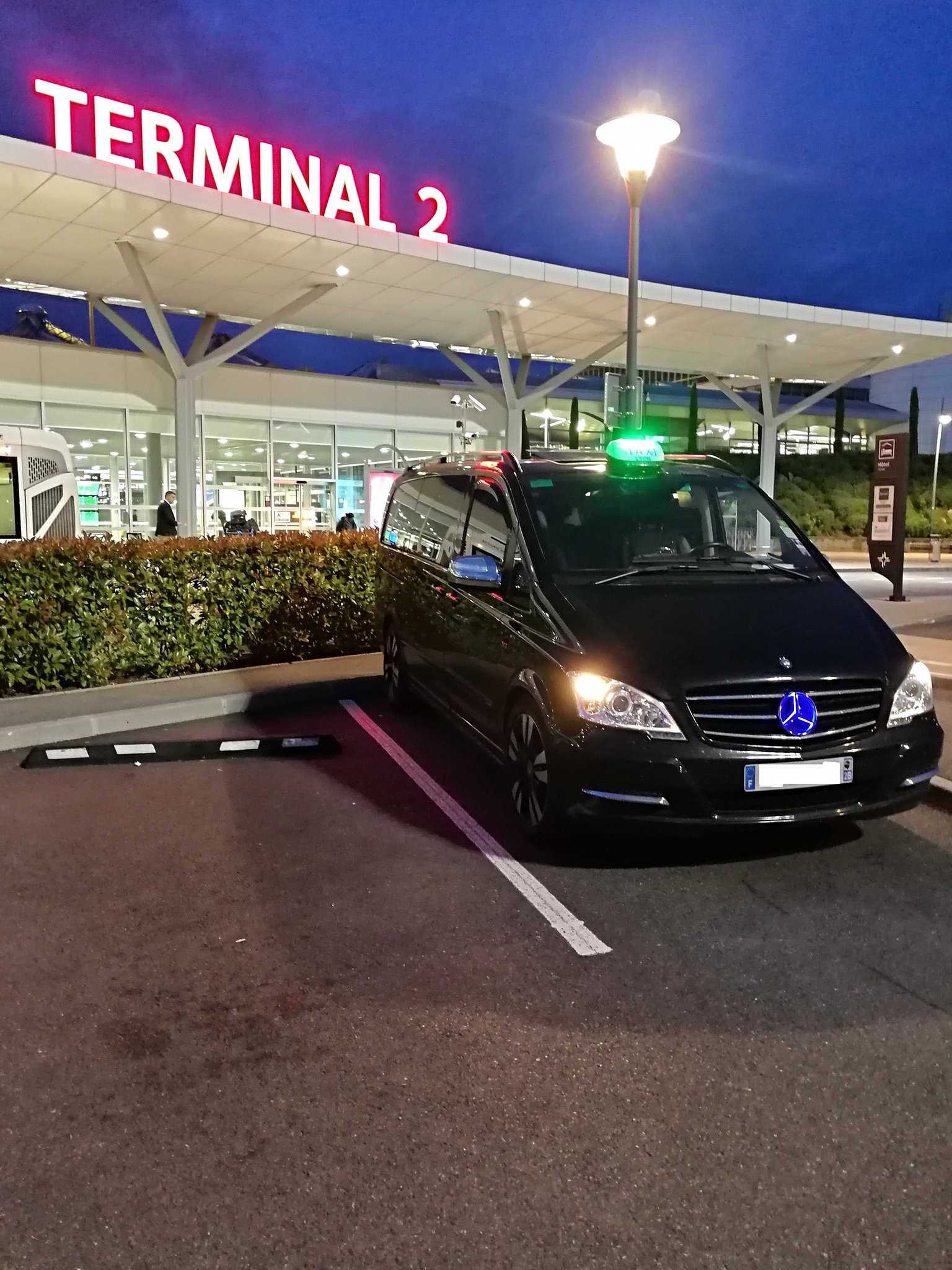 Taxi Lyon Pro Aéroport Saint-Exupéry Lyon