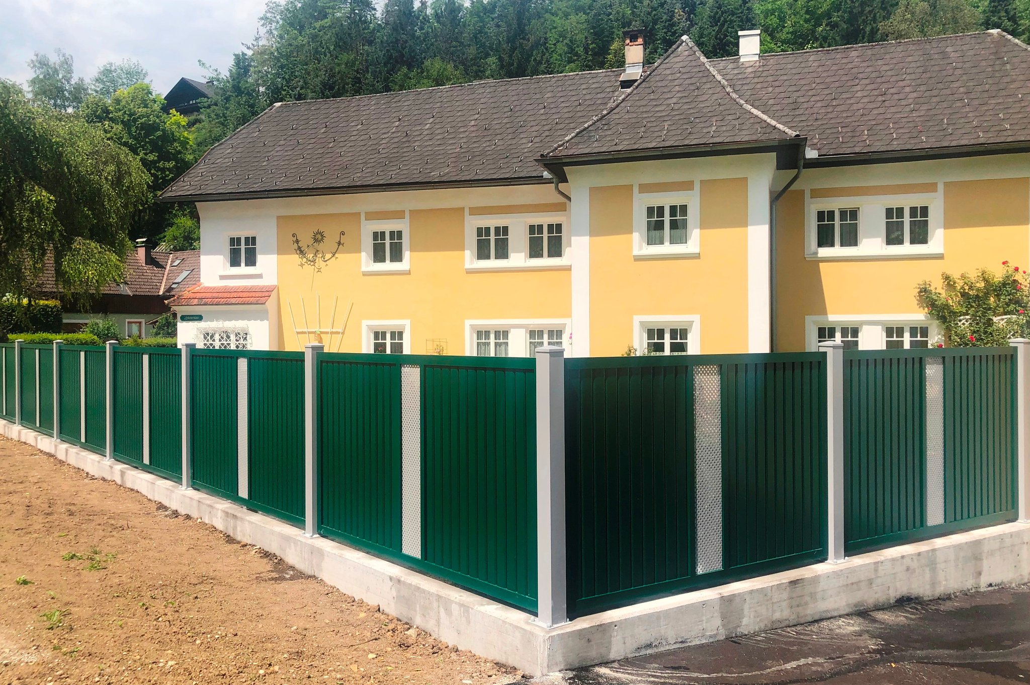 Profilierte Latten, Blickdicht