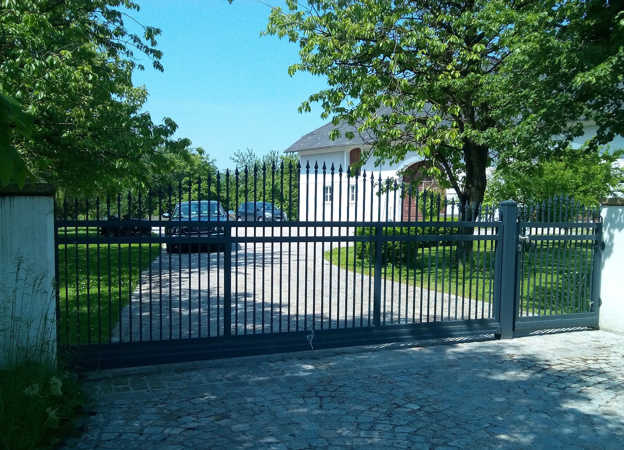 Lanzen mit Zierspitzen