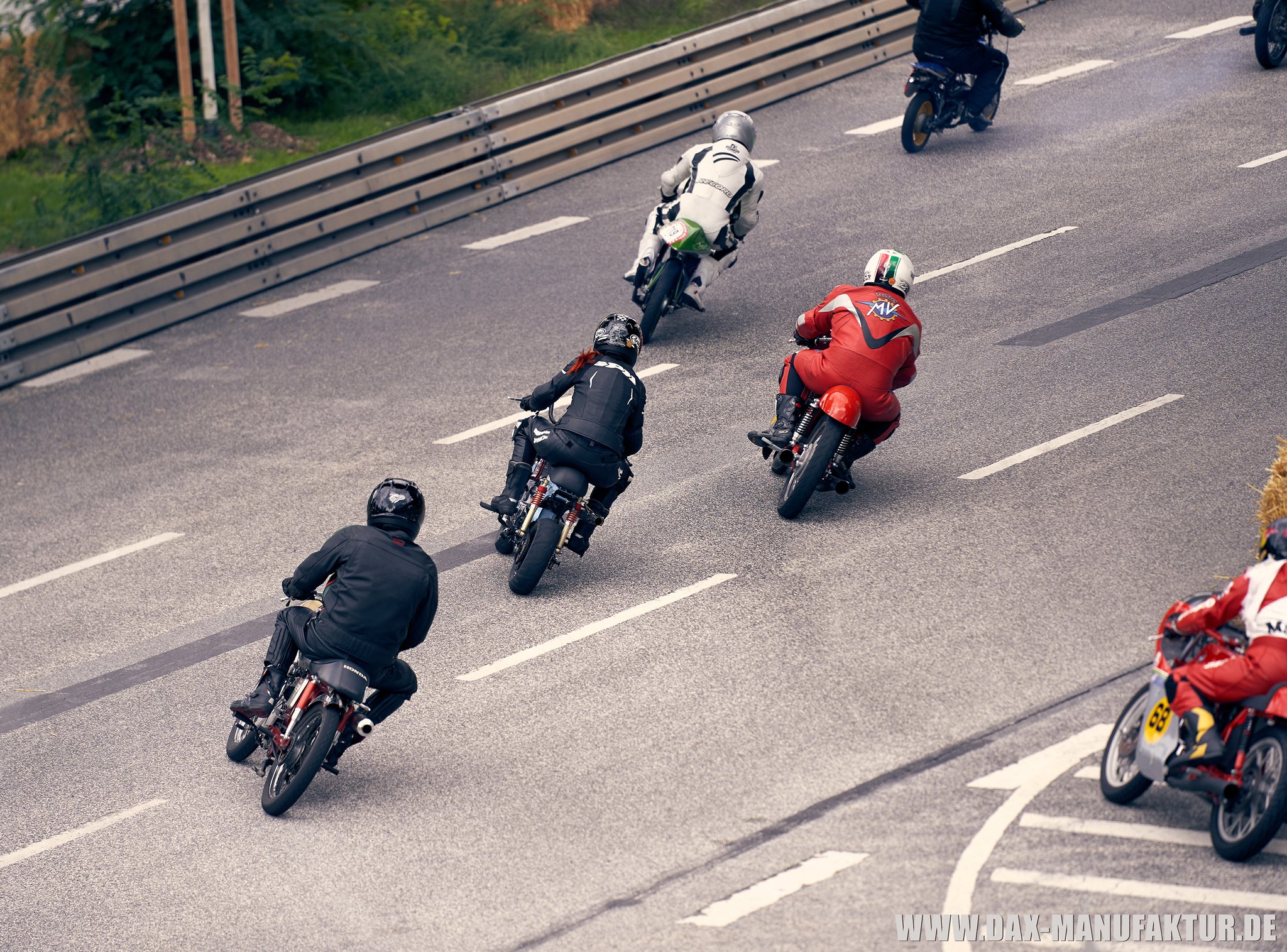 ... und das Fahrerfeld ...