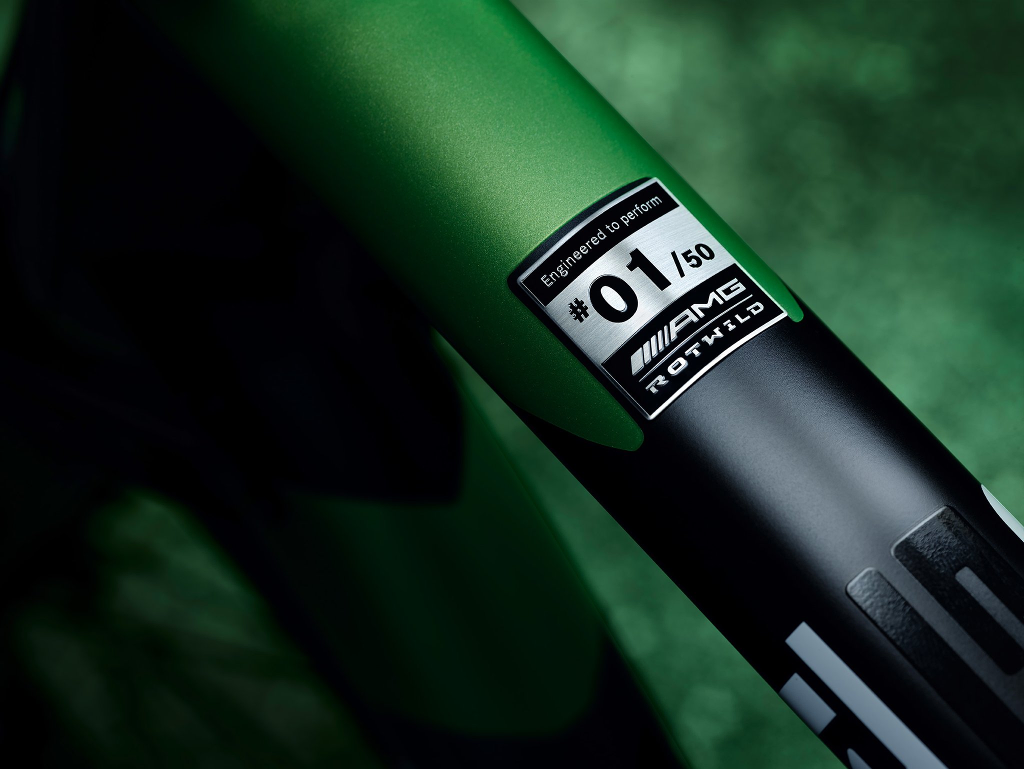 ROTWILD und Mercedes-AMG stellen vor: R.S2 Limited Edition „Beast of the Green Hell“