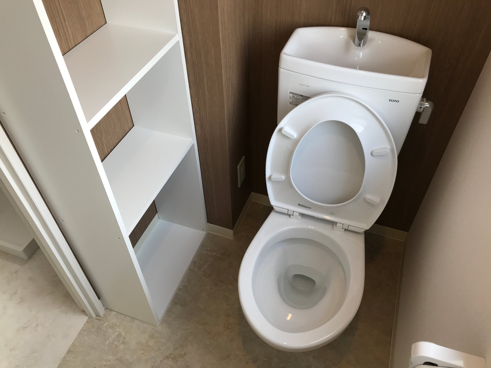 施工後　トイレ