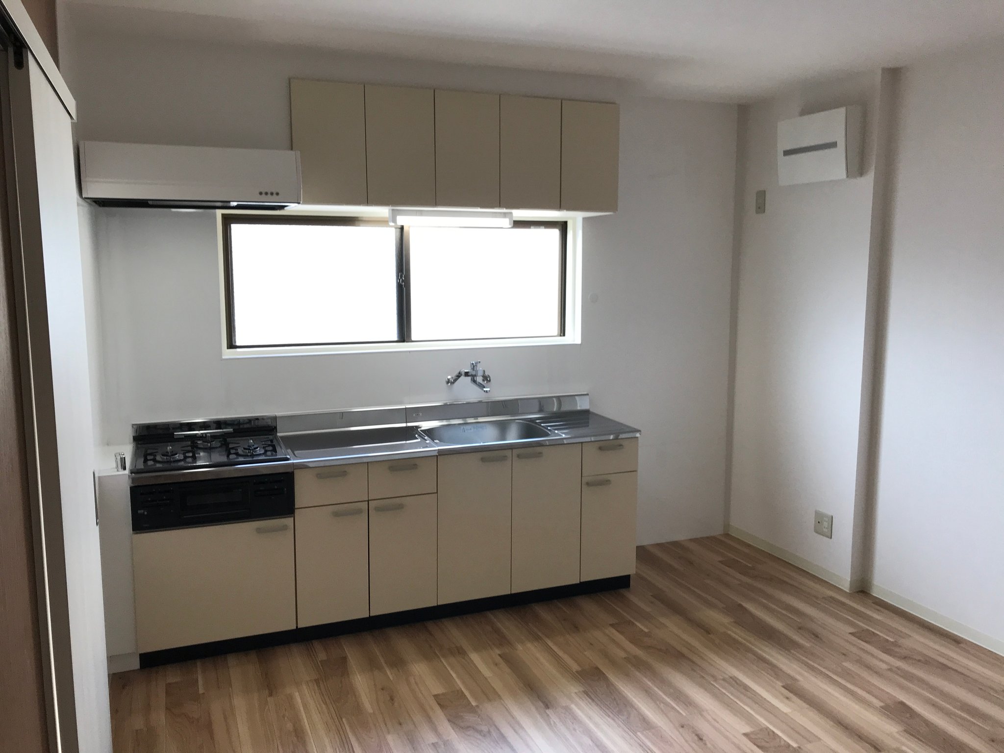 施工後　キッチン②