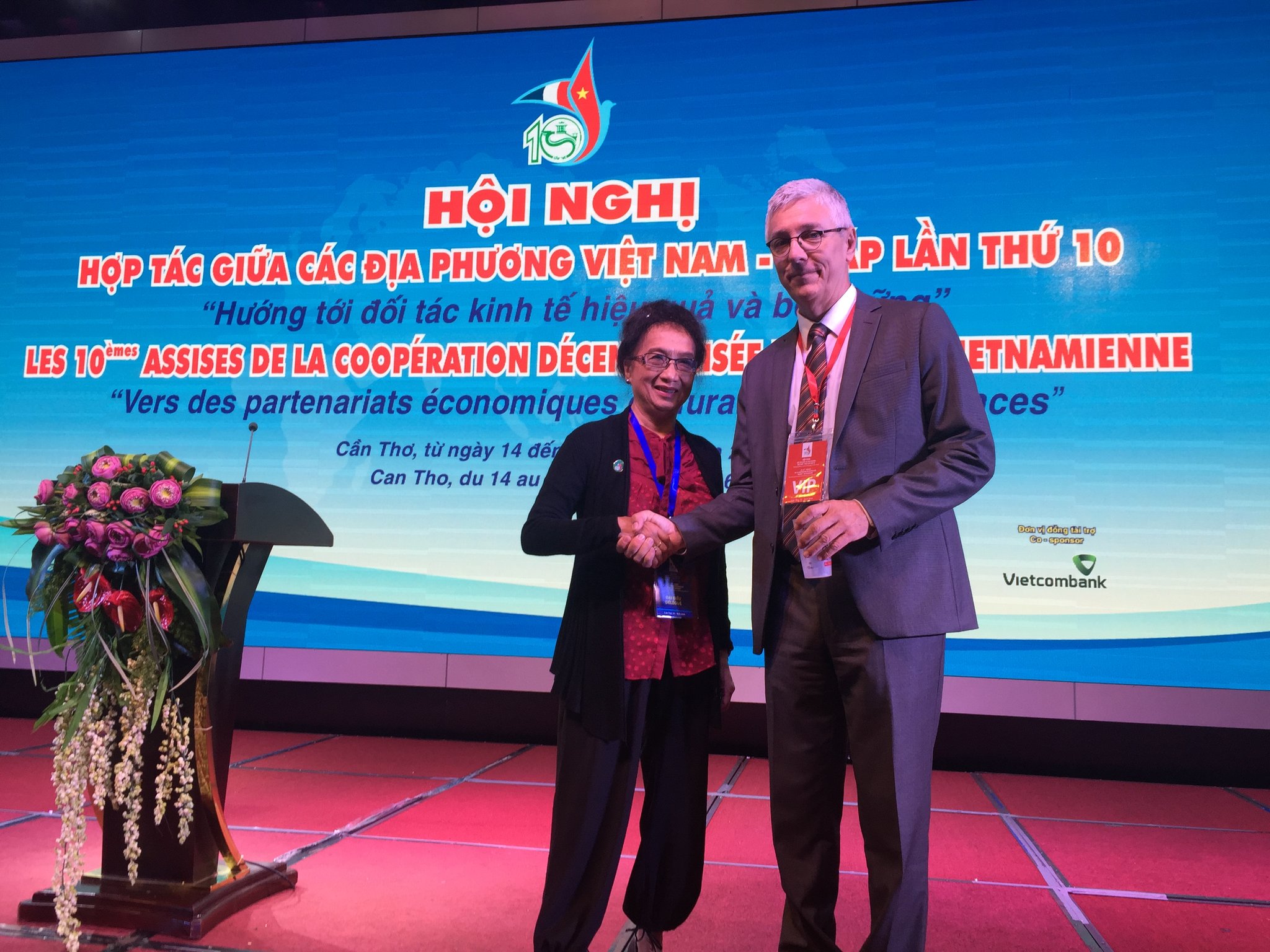 Anna et Jean Claude Dardet Vice-président de Toulouse Métropole en charge des Affaires européennes et du Développement international