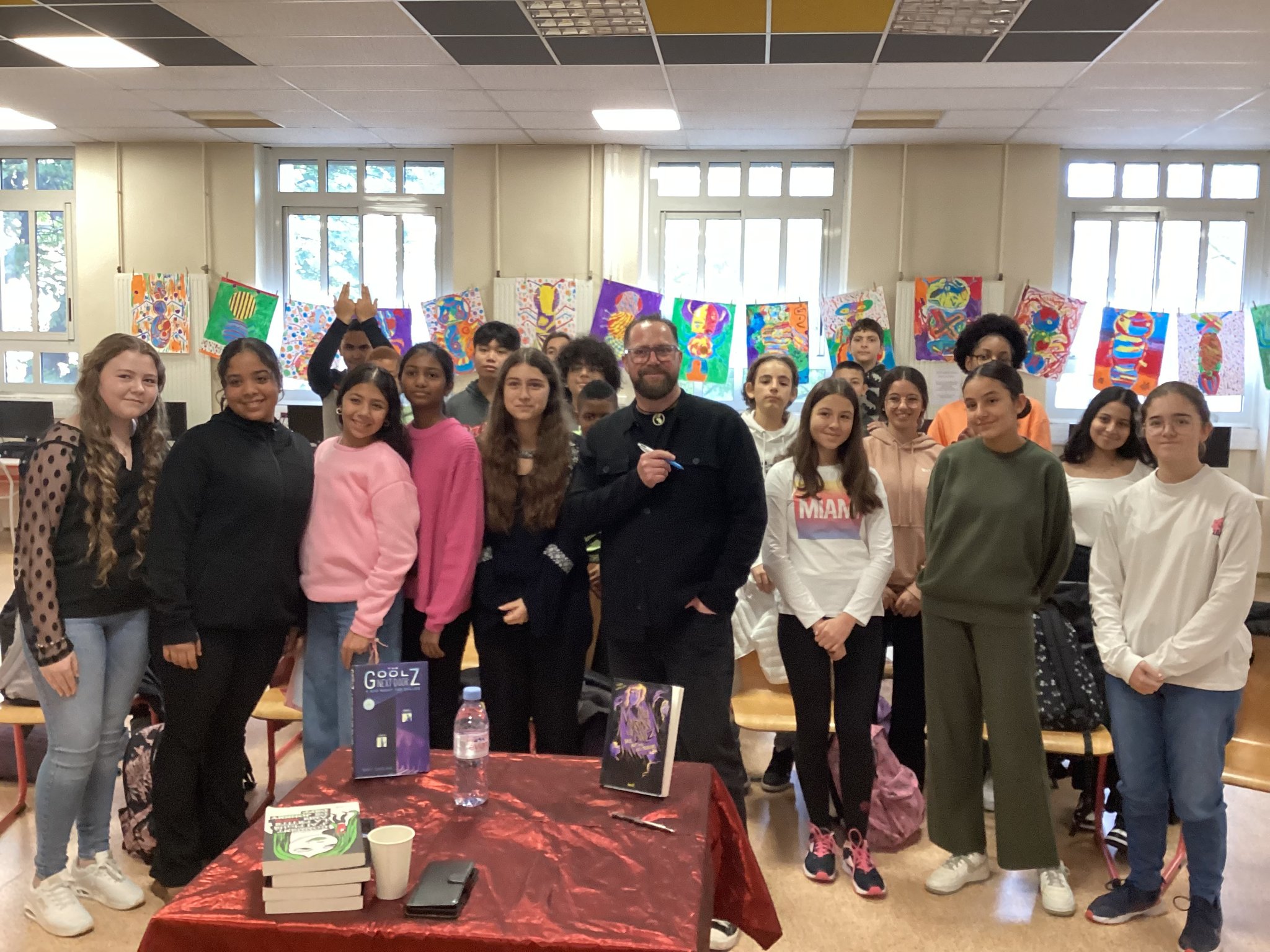 La classe de 4è2 avec Gary Ghislain