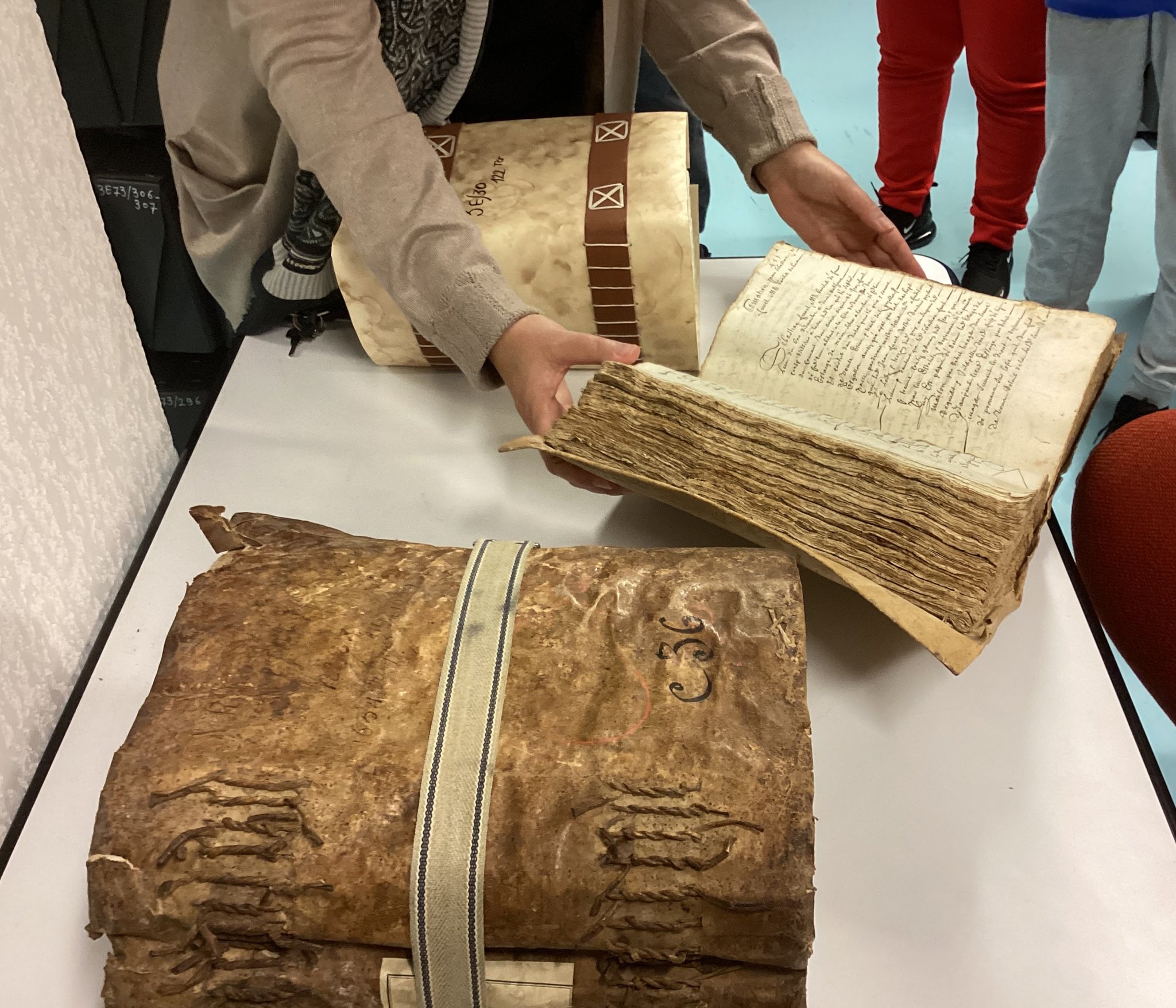 Manuscrits originaux d'actes notariés