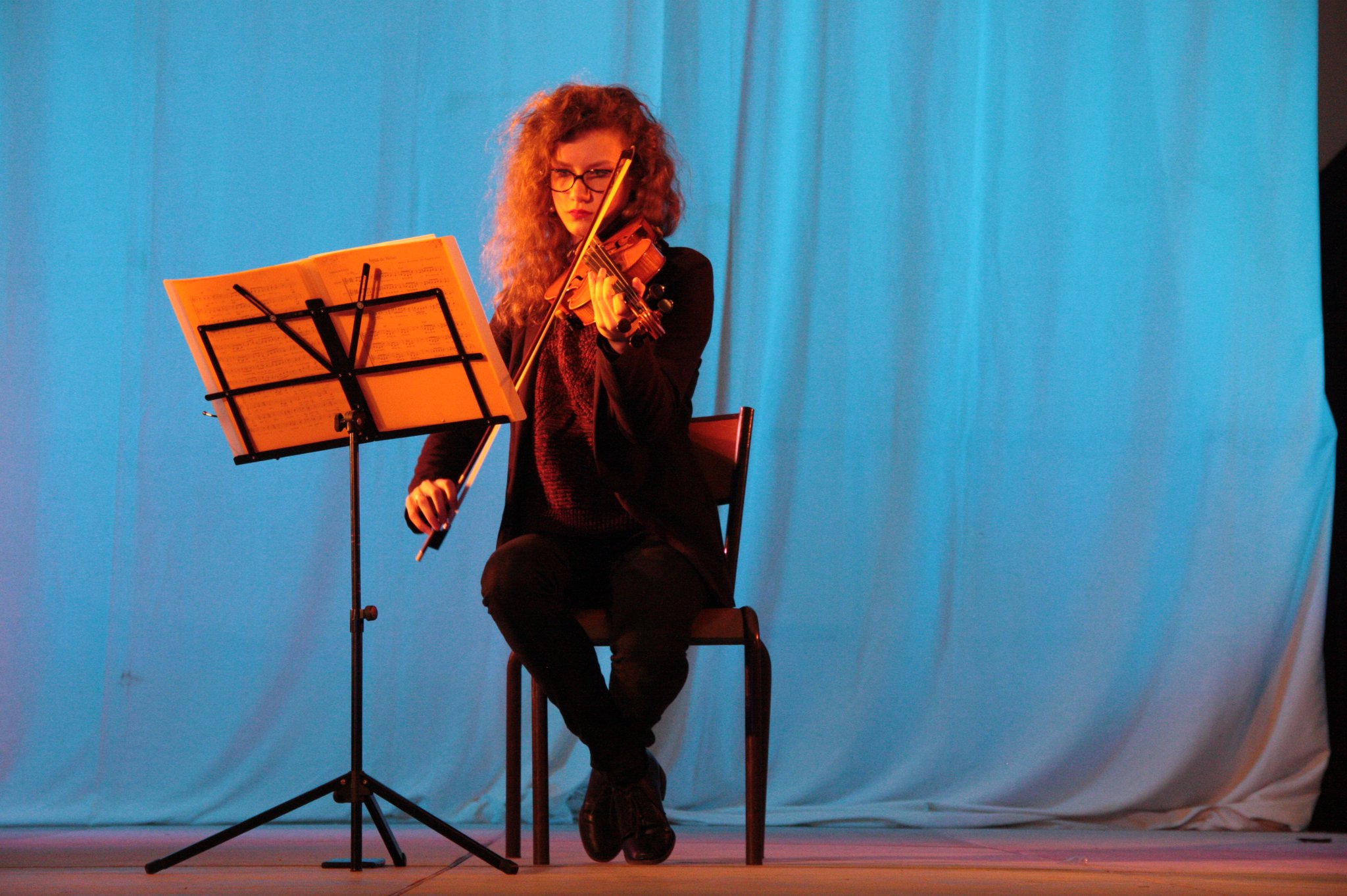 Marie, jeune violoniste