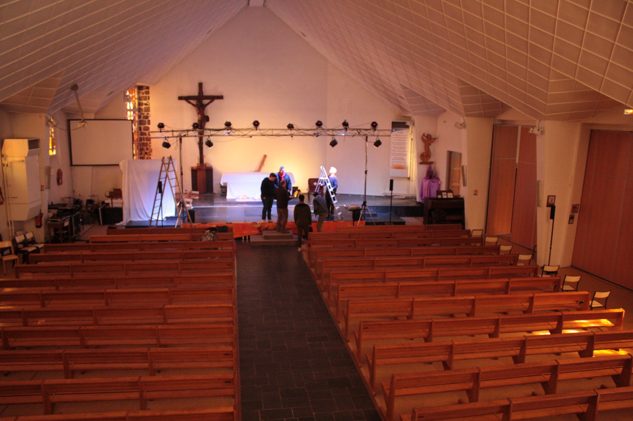 L'église St Georges - (c) JDR