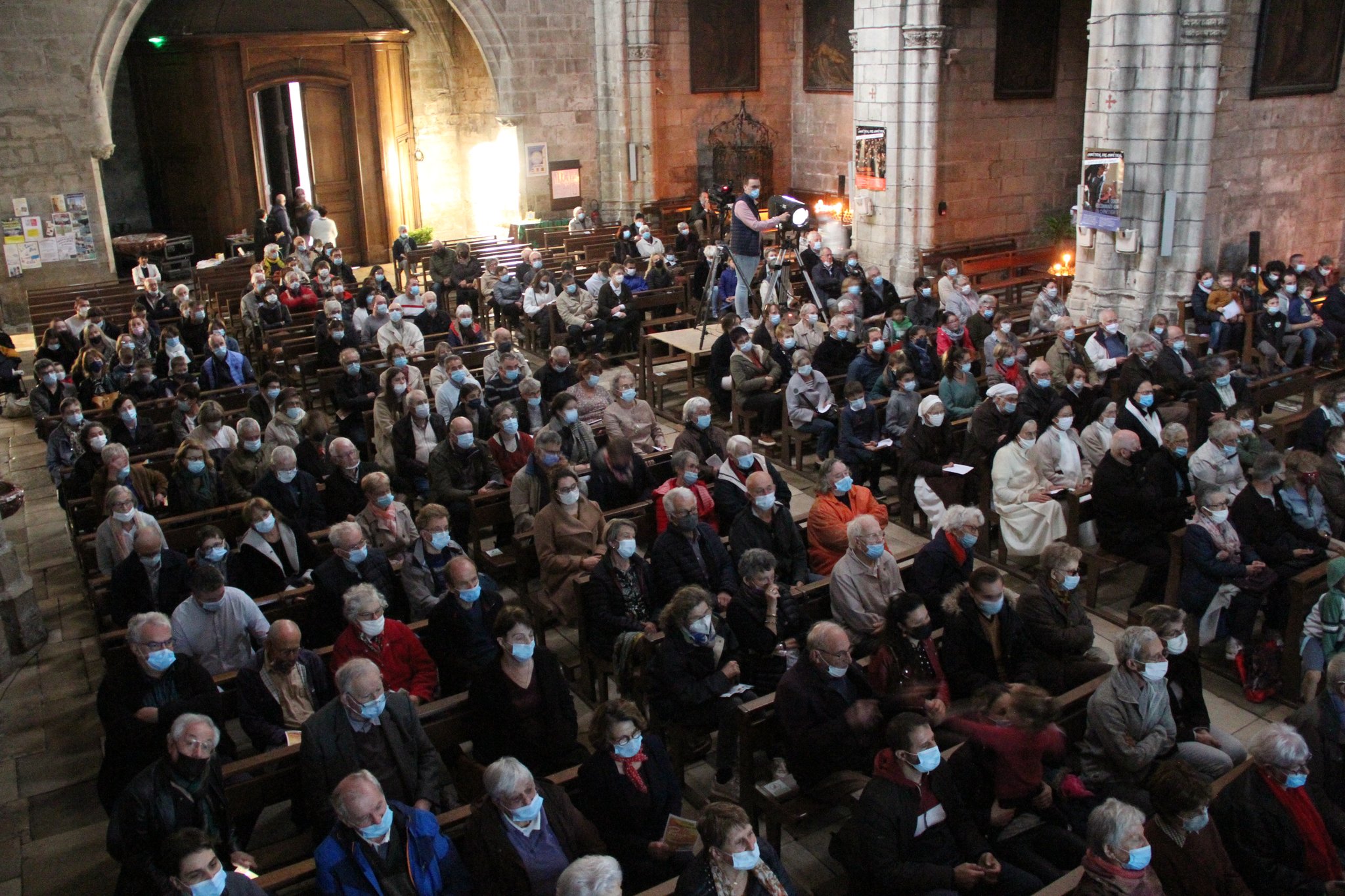 L'assemblée - (c) JDR