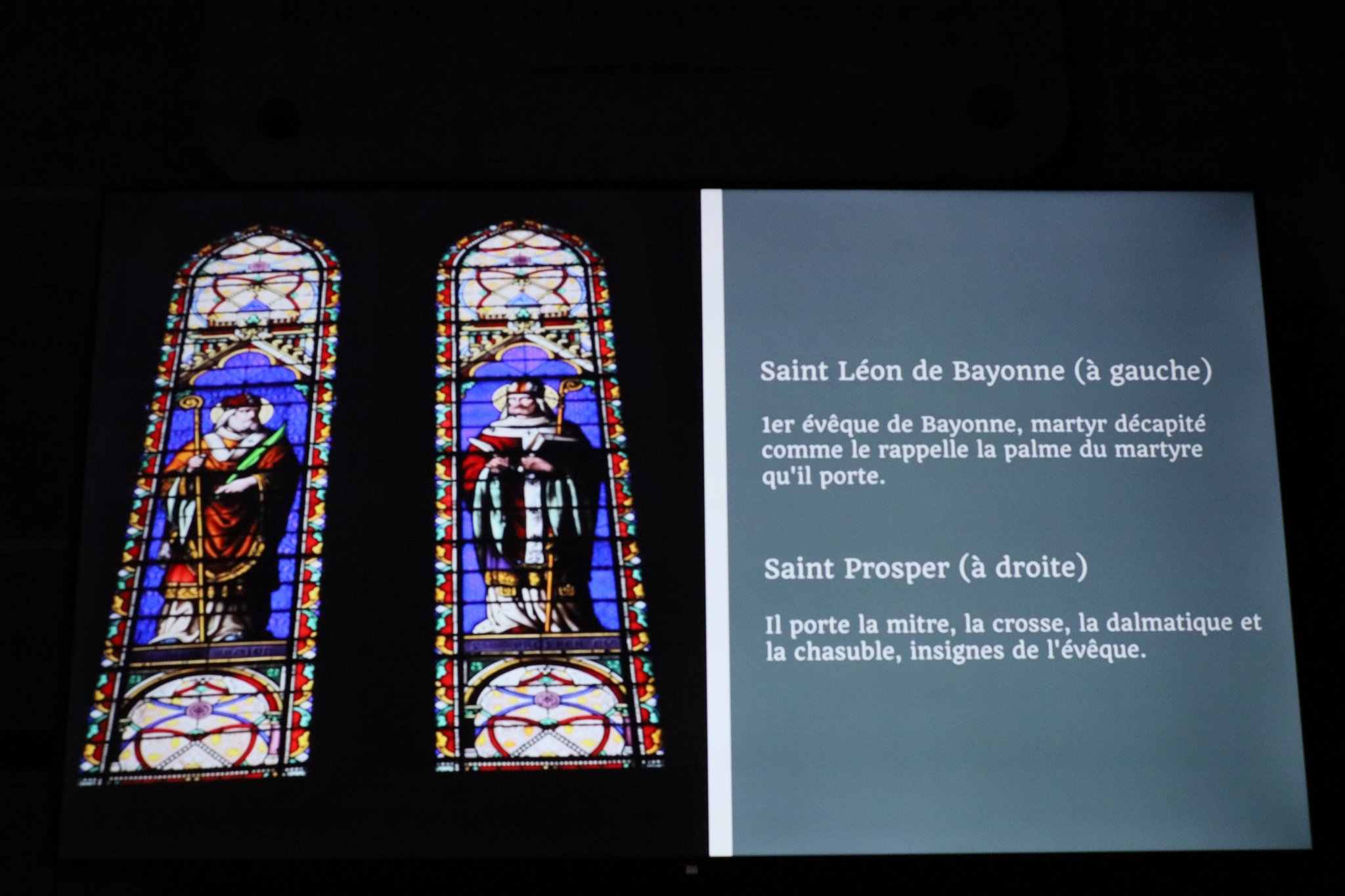 Un vitrail détaillé (c) JDR