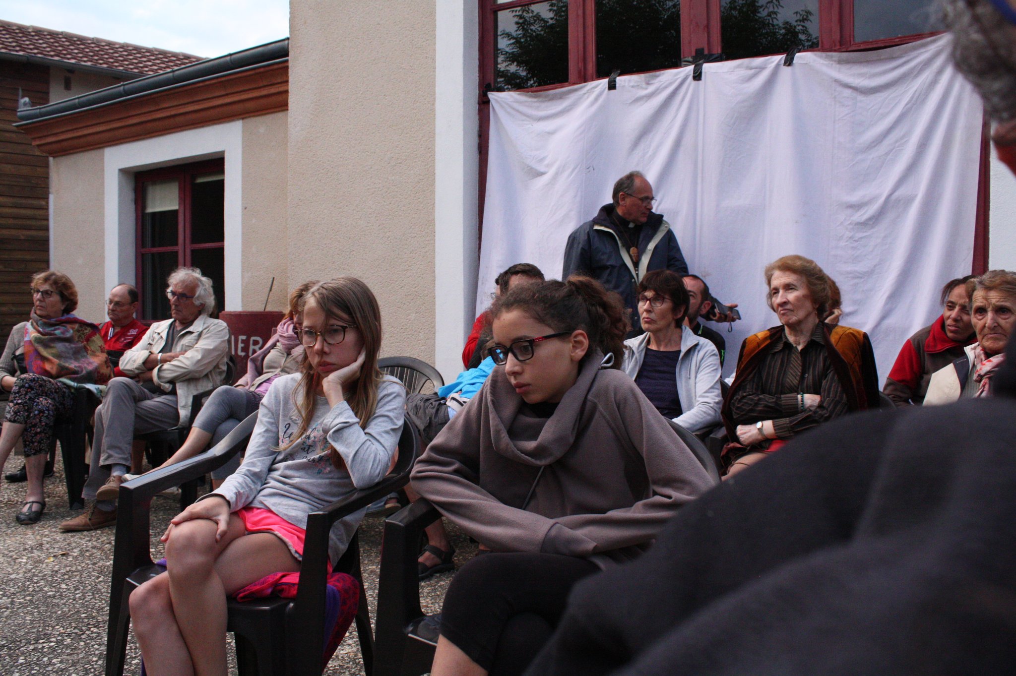 Jeu. 9 août 2018 : conte musical "le violoncelle poilu"