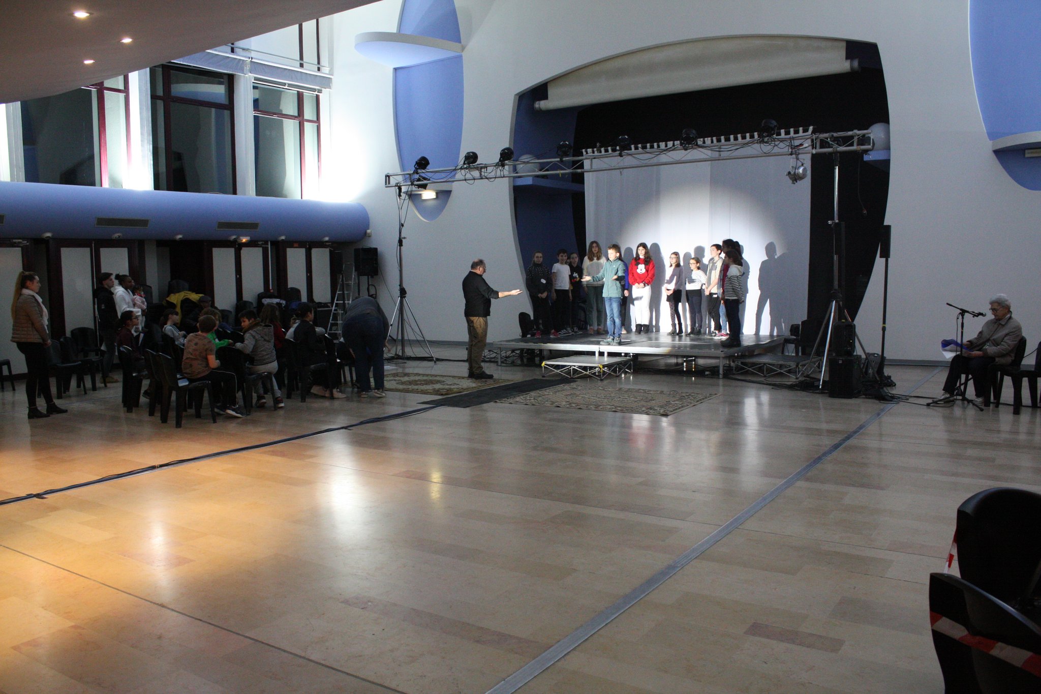 La salle du Centre Culturel - (c) JDR