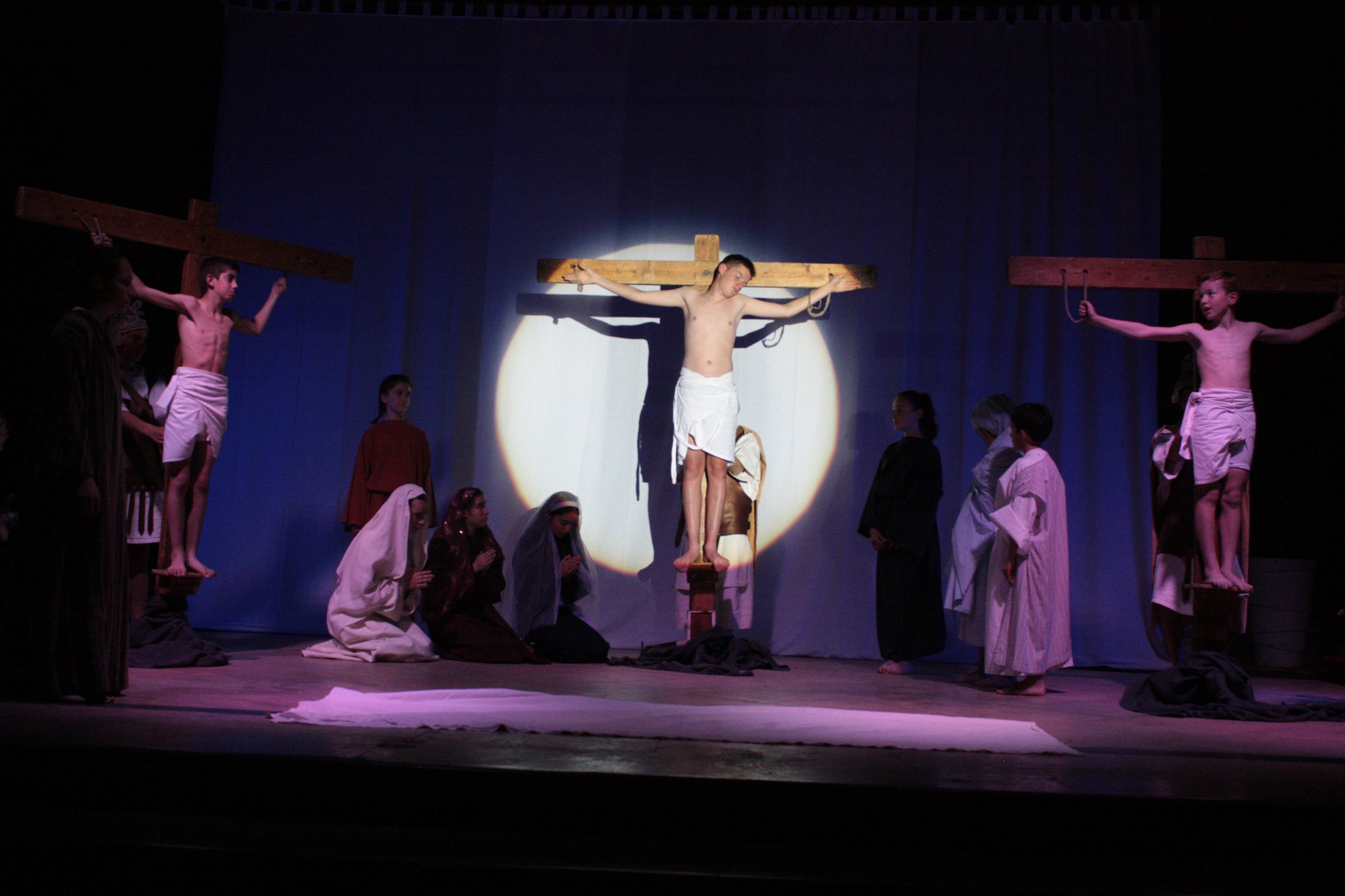 La mort en croix - photo JDR