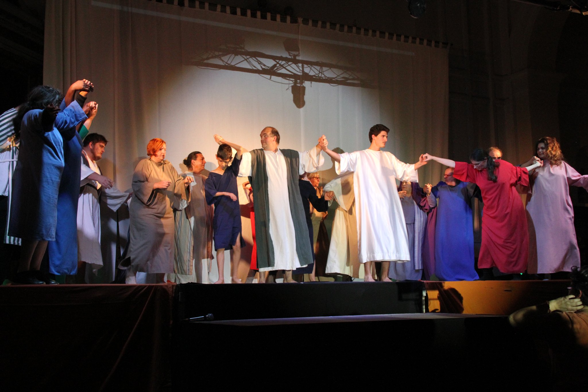 Le salut final (c) JDR