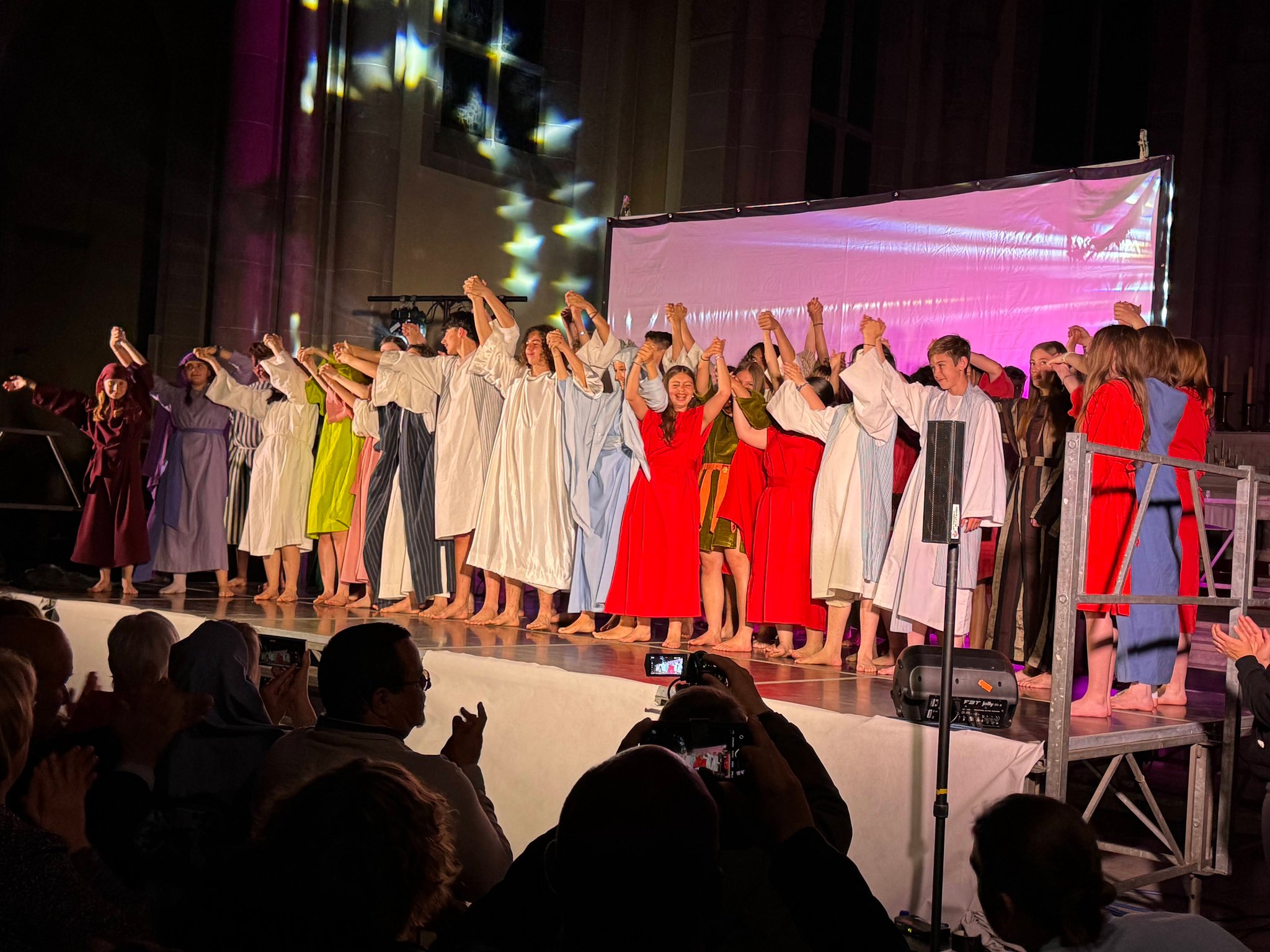 Le salut final - (c) communauté de paroisses de Saint Joseph