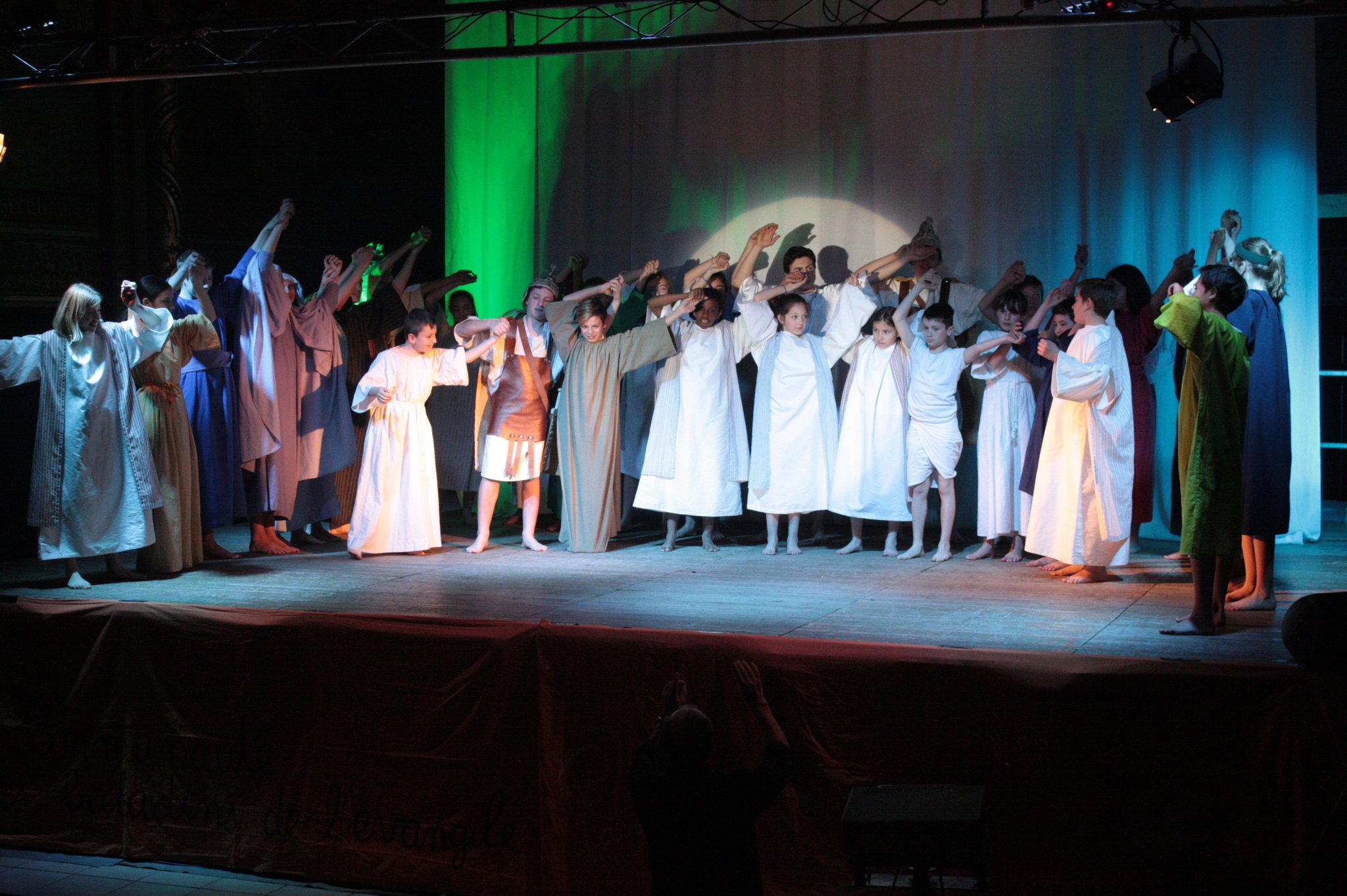 Le salut final - (c) JDR