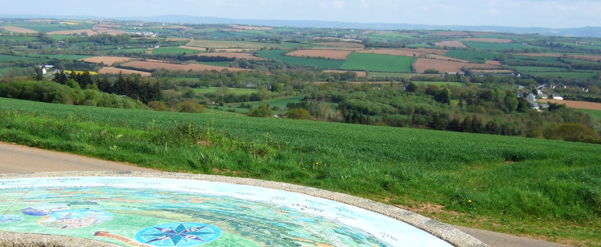 Lopérec : Vue sur le circuit des Vieux Chemins