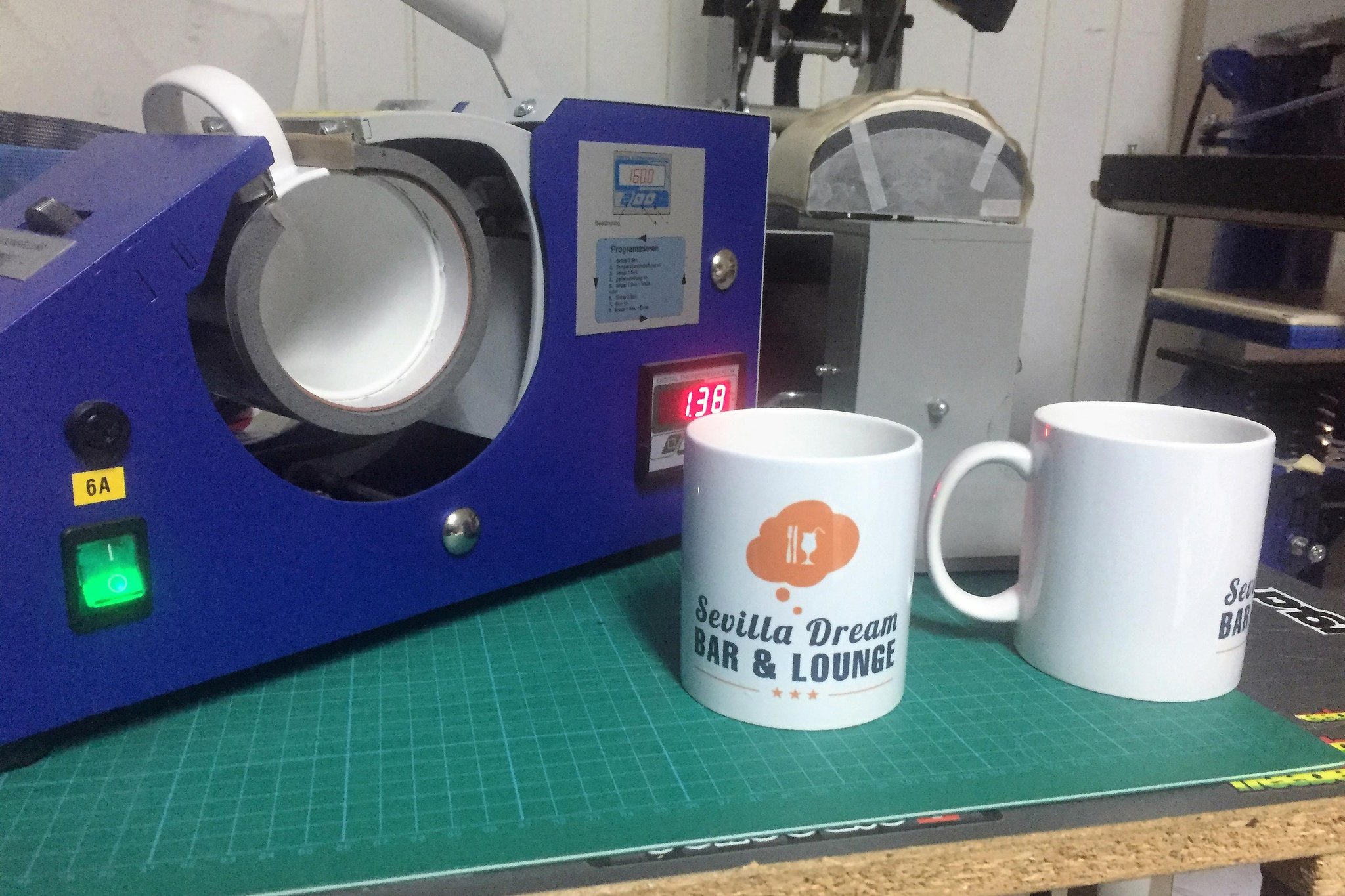 Tassendruck in Nottwil - Exportiert nach Sevilla