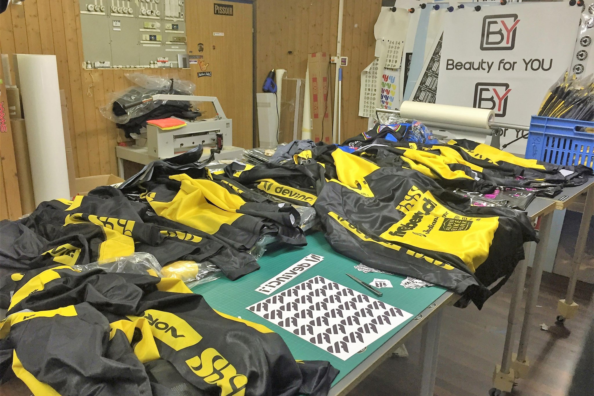 Produktion von Freeberg-Jerseys