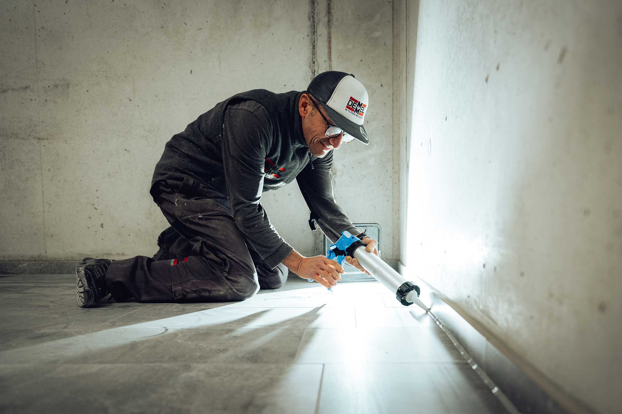 Fachmännisches Verlegen von Fliesen