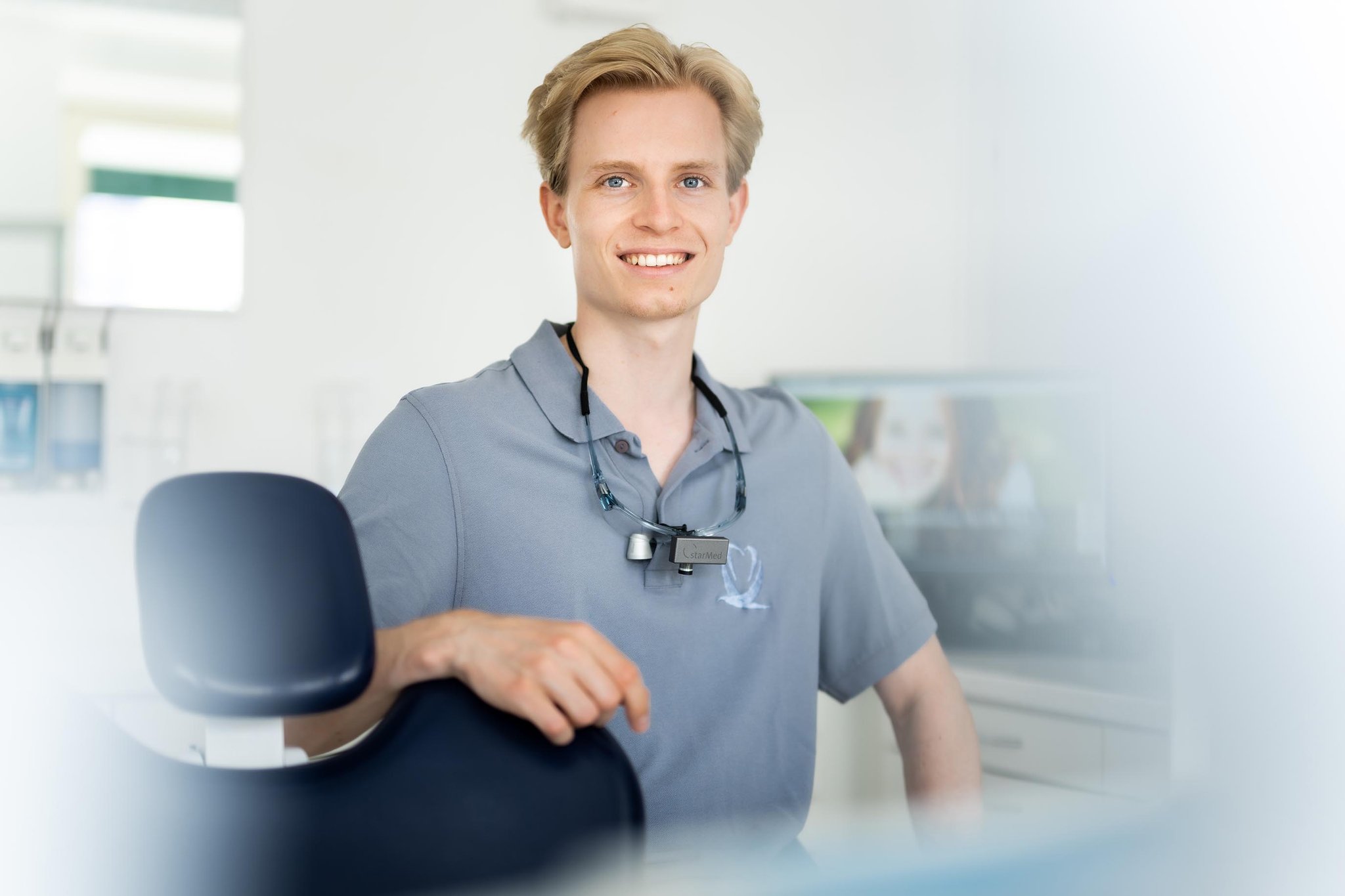 Zahnarzt Lorenz Vier