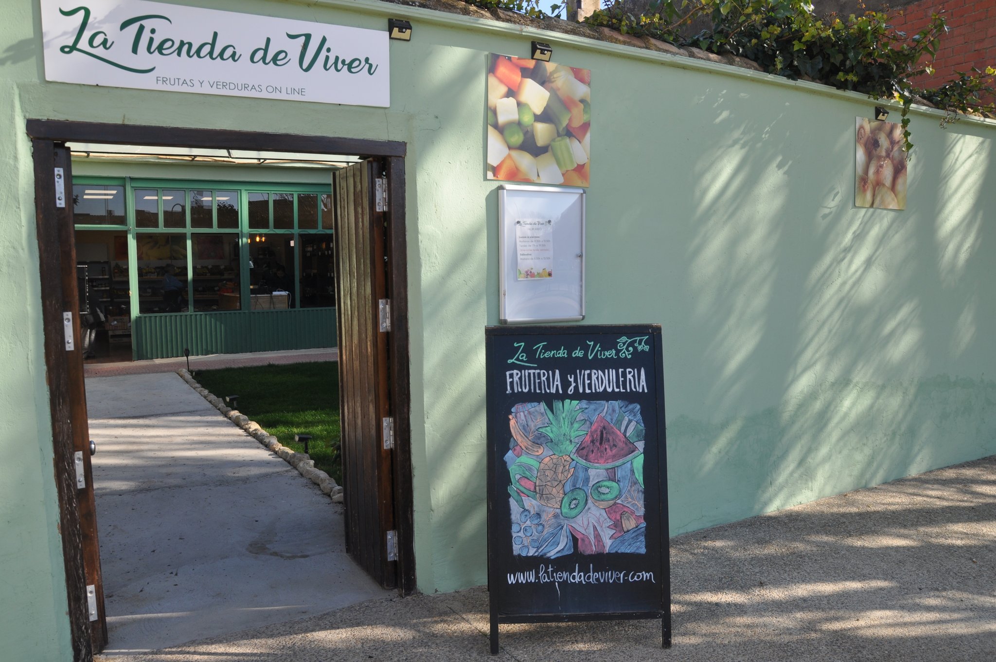  ... à 2 mins à pied