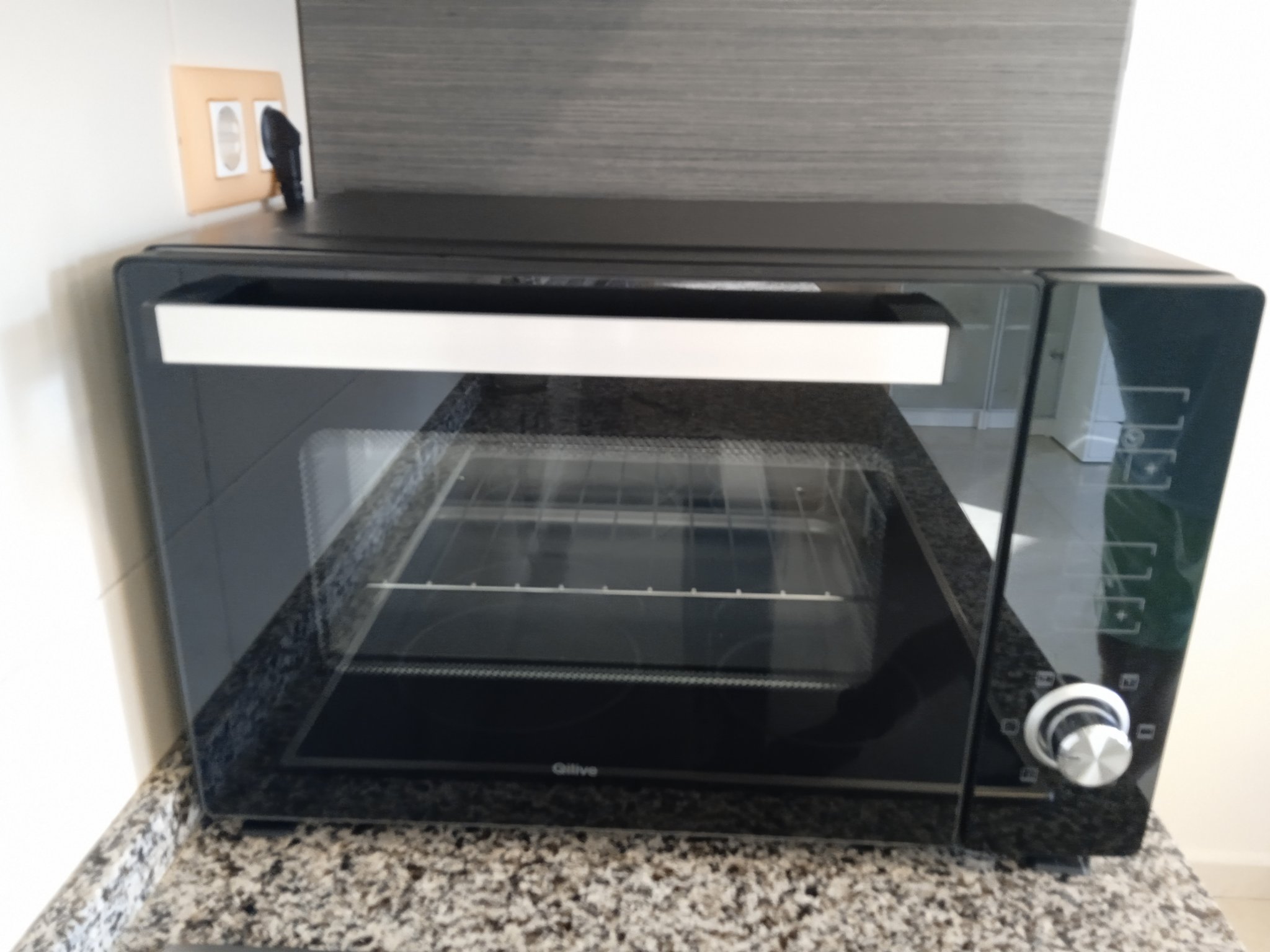 Petit four idéal pour les pizzas.