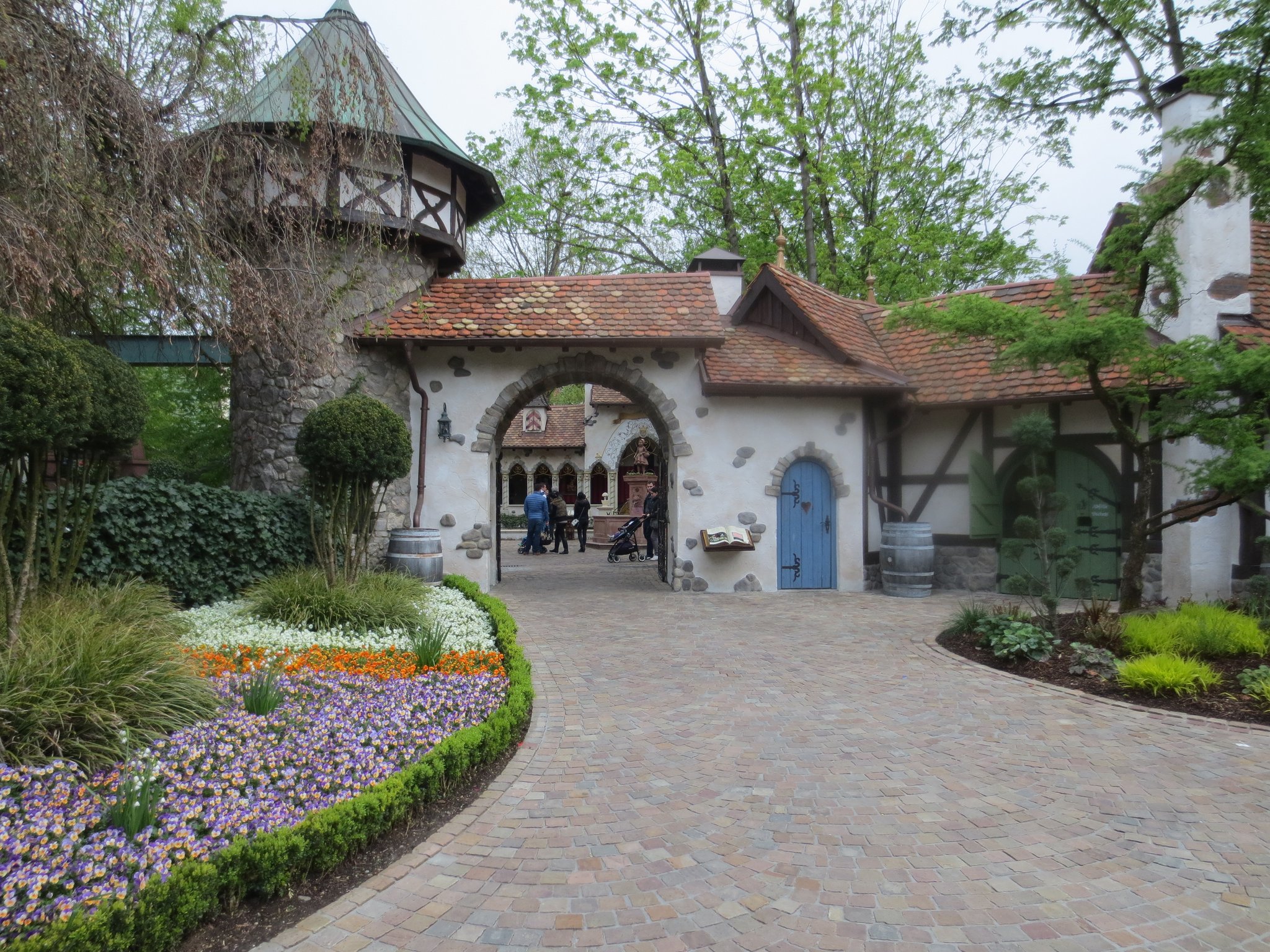 Grimm's Märchenwald: Hier können die kleinen (und grossen) Besucher auf den Spuren ihrer Lieblingsmärchen wandeln