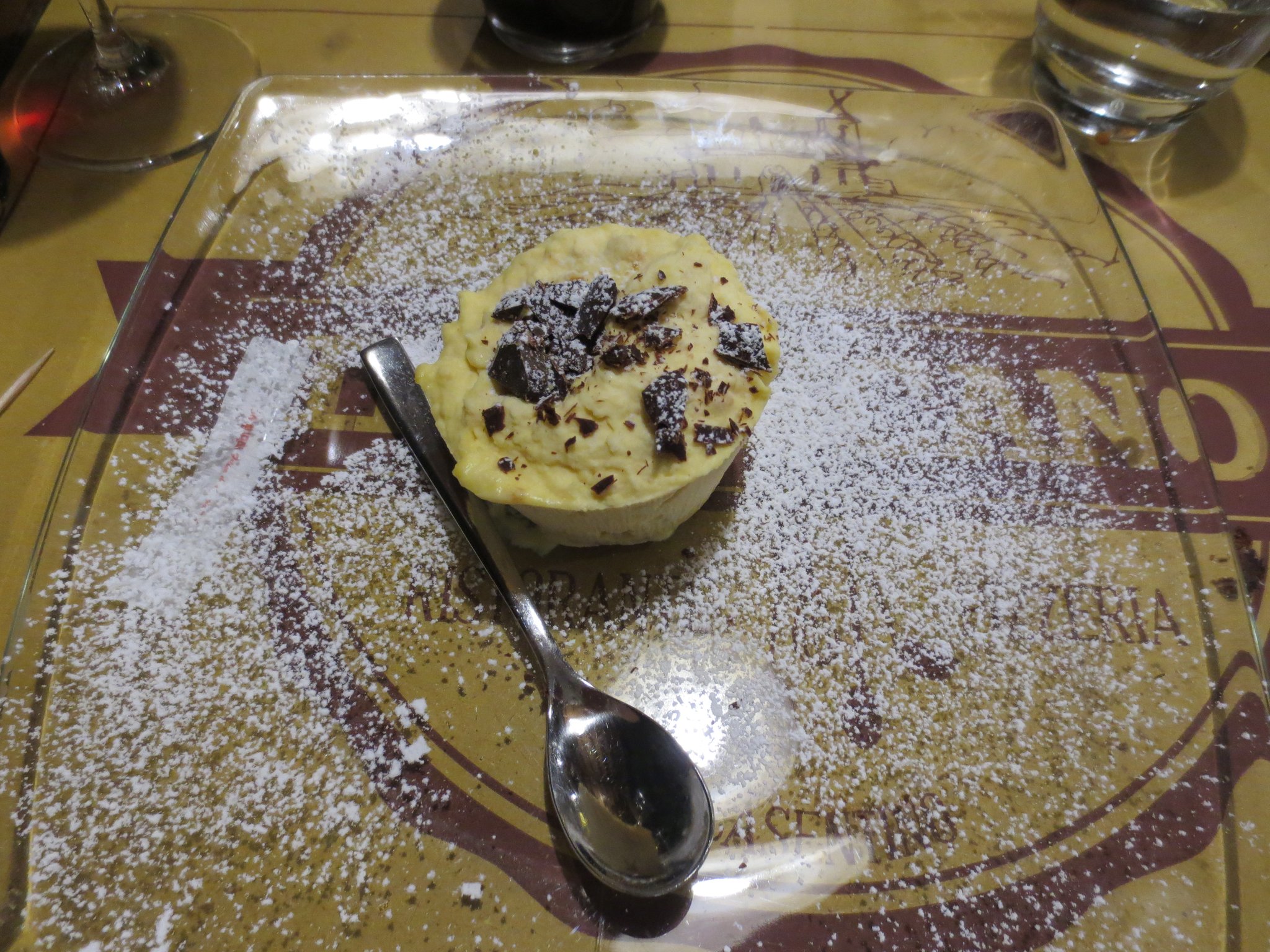 Semifreddo al Torrone.., auf kulinarischer Erkundung in Rassina (Osteria il Toscano, Via Vittorio Emanuele 61, Castel Focognano, Rassina/AR; von den Gerichten waren wir nur teilweise begeistert)