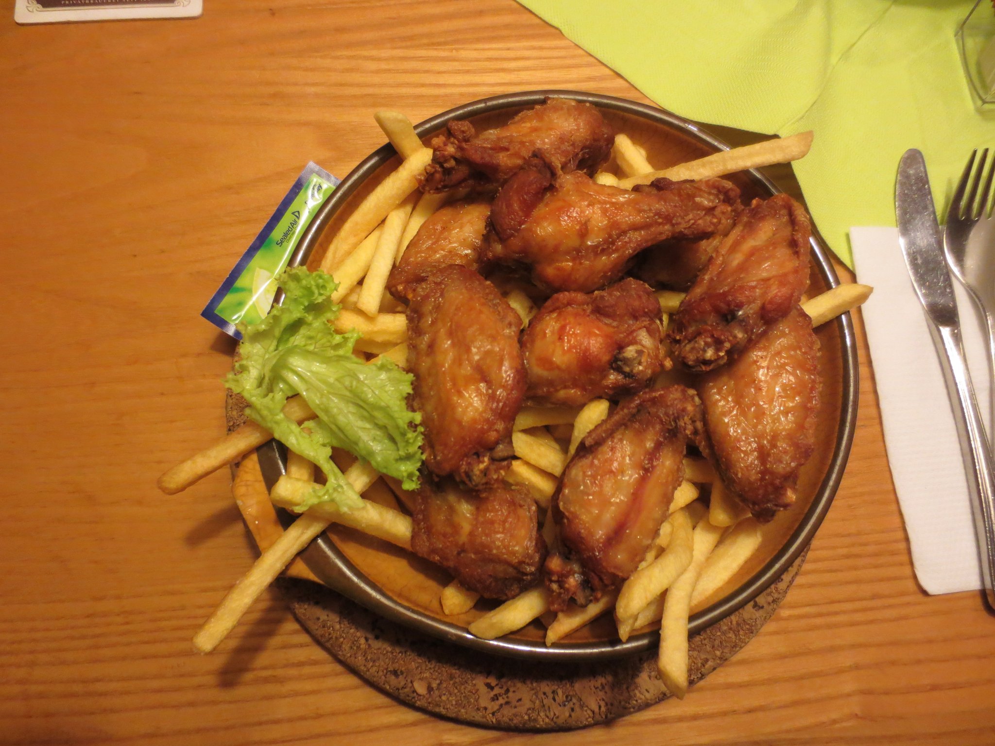 Restaurant Hechinger Oberhausen: Das "(Chicken-)Wings-Pfännchen"