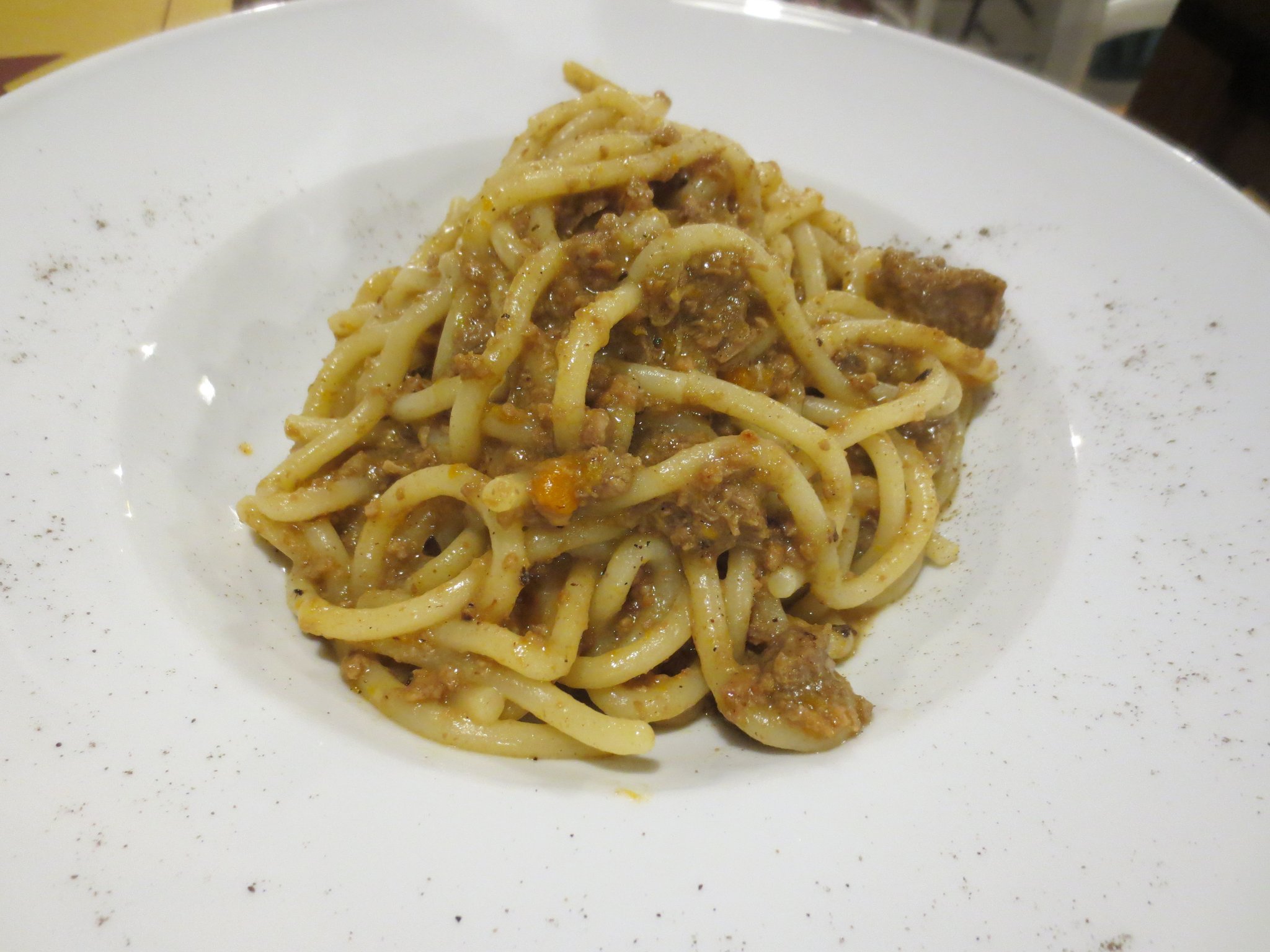 Pici al Battuto Bianco di Carne di Chianina.., auf kulinarischer Erkundung in Rassina (Osteria il Toscano, Via Vittorio Emanuele 61, Castel Focognano, Rassina/AR; von den Gerichten waren wir nur teilweise begeistert)