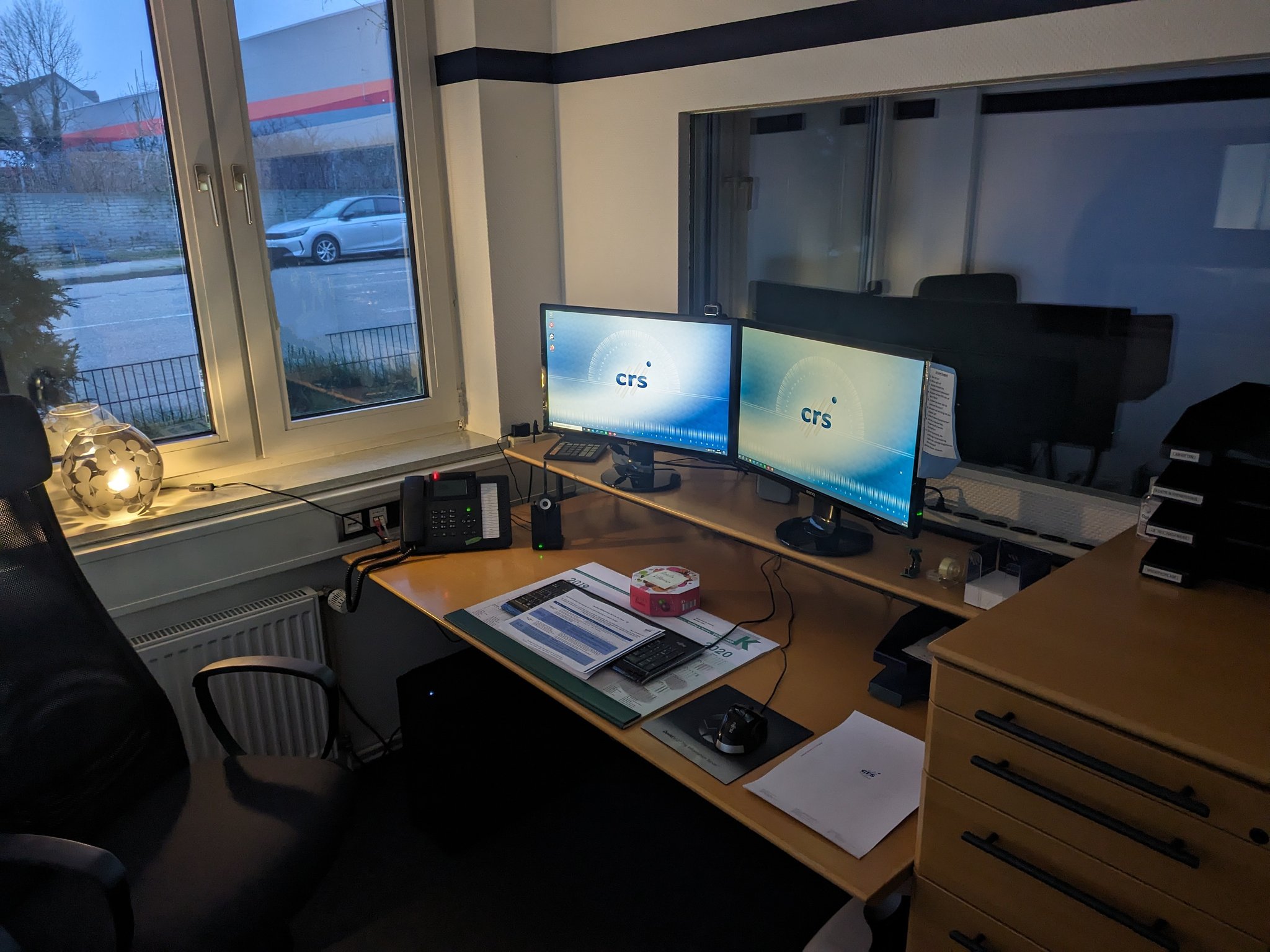 Büro Classic CoronaSafe mit 3 Seiten Glas