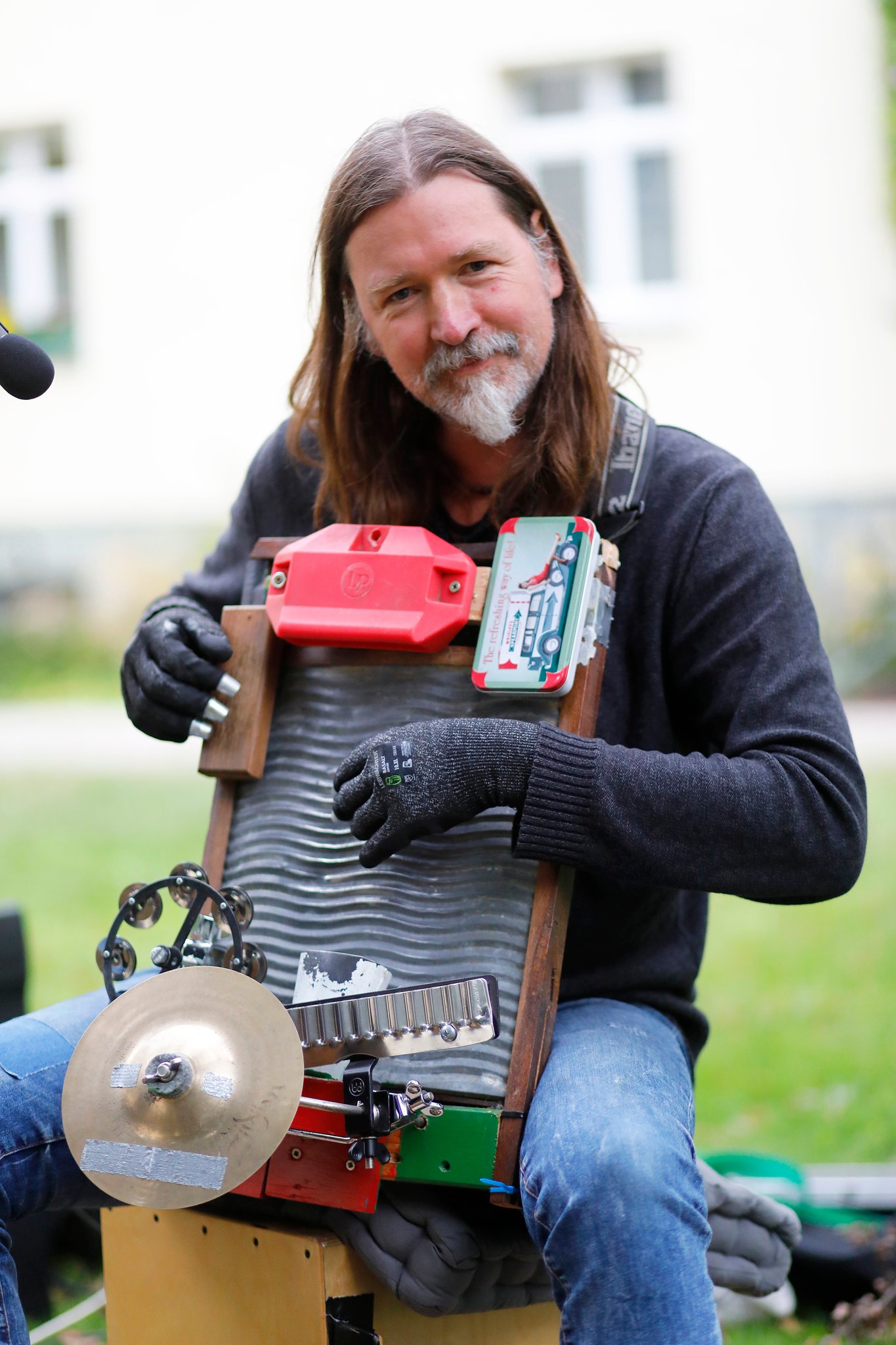 "Searchin' the Roots" im Innenhof Scharnweberstraße 41/43, Foto: Antonia Richter (gatonia.de)