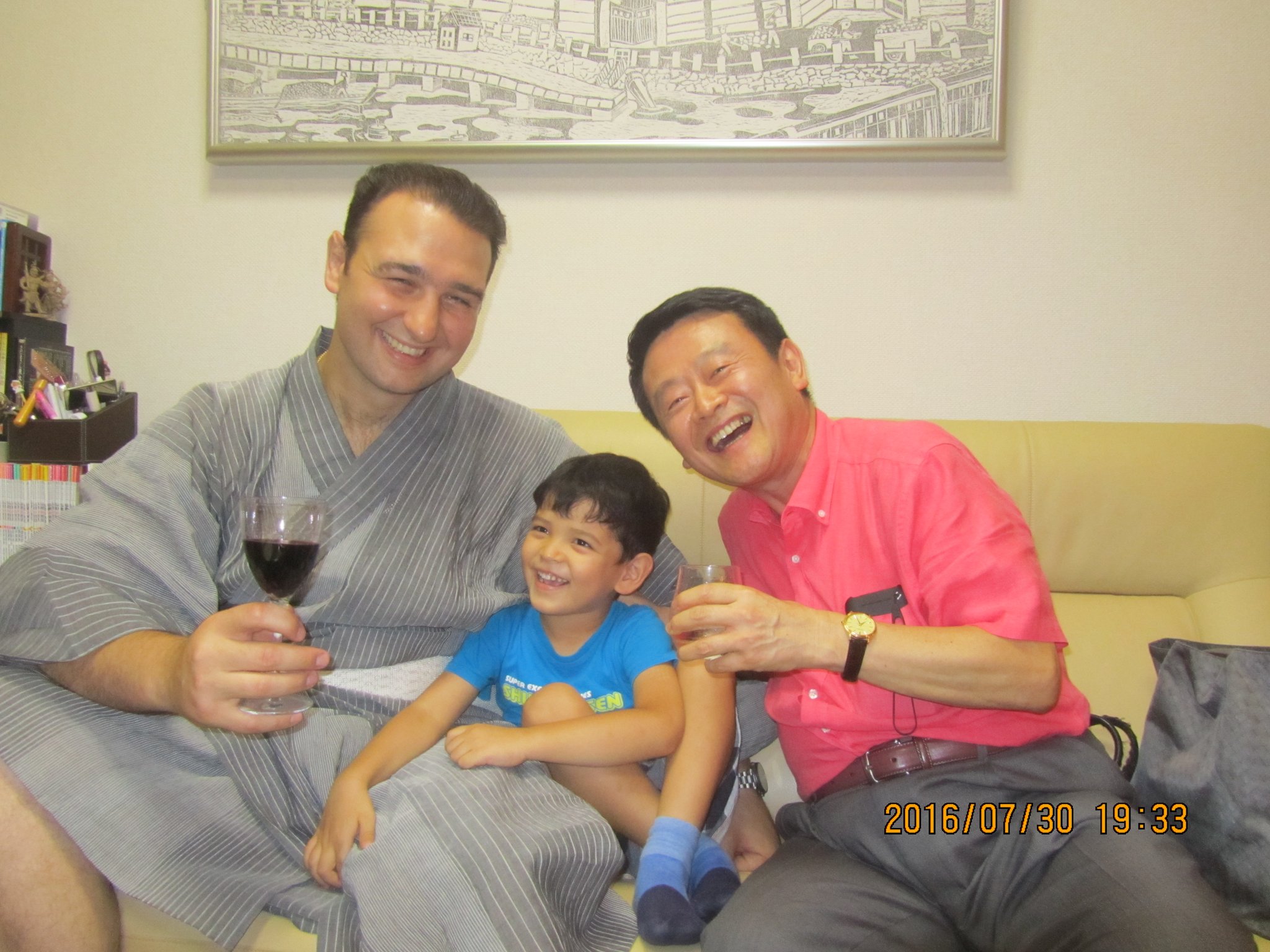 親方の坊やも一緒に。