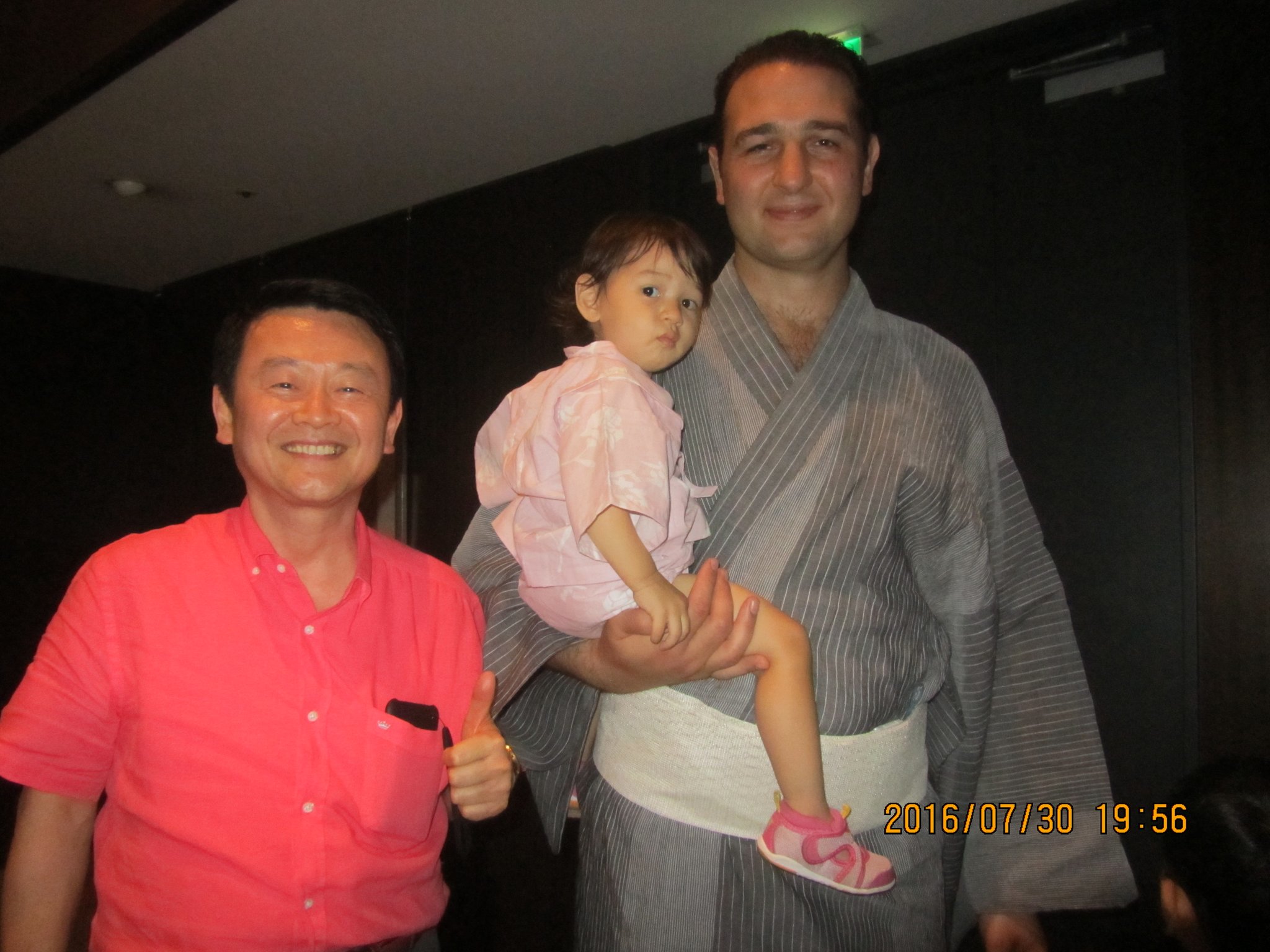 2mを超す巨人の親方には可愛いお嬢ちゃんもいます。