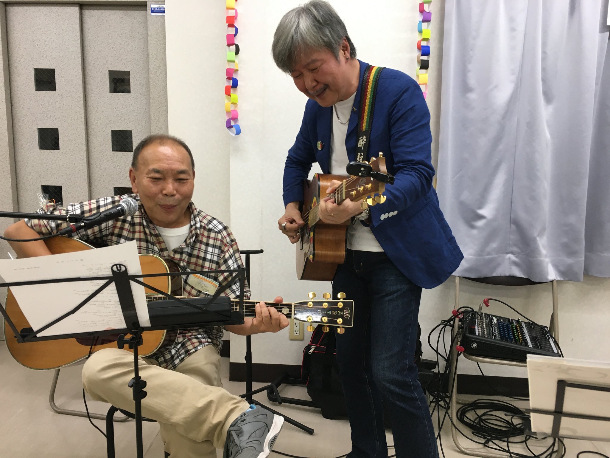 患者さん代表も歌ってくれました。自作自演の名曲です。