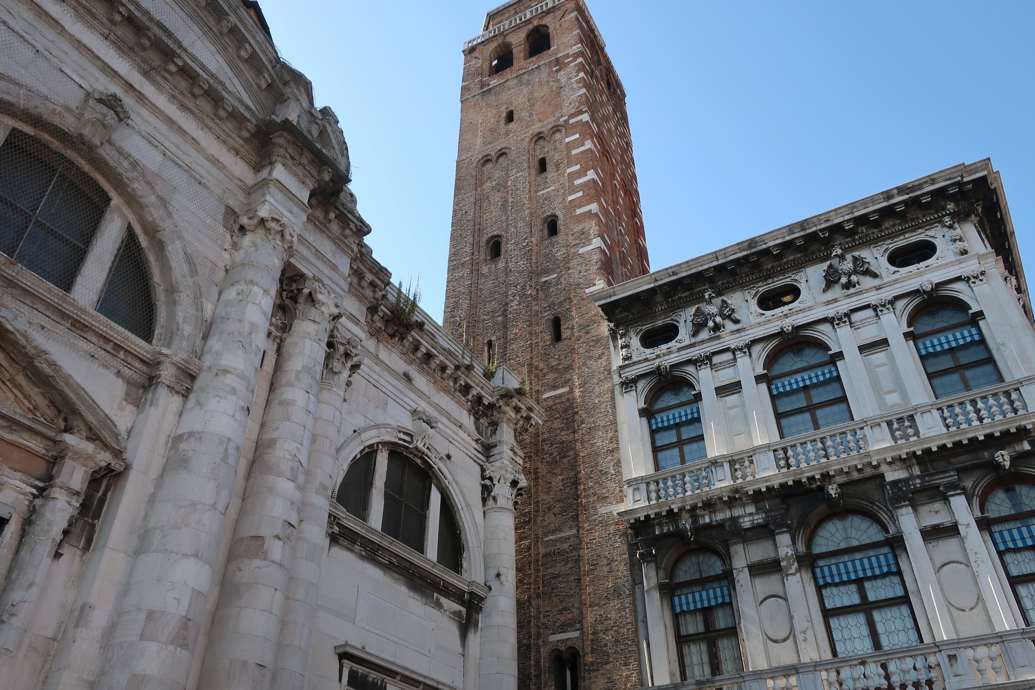 聖ルチアが眠るサン・ジェレミア教会