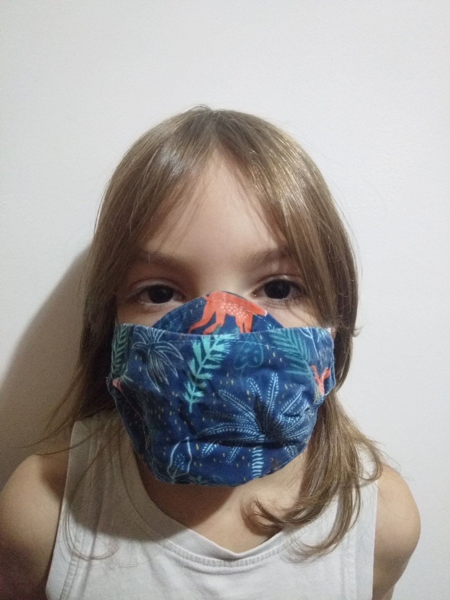 Masque AMÉLIORÉ  ENFANT sur enfant de 7 ans