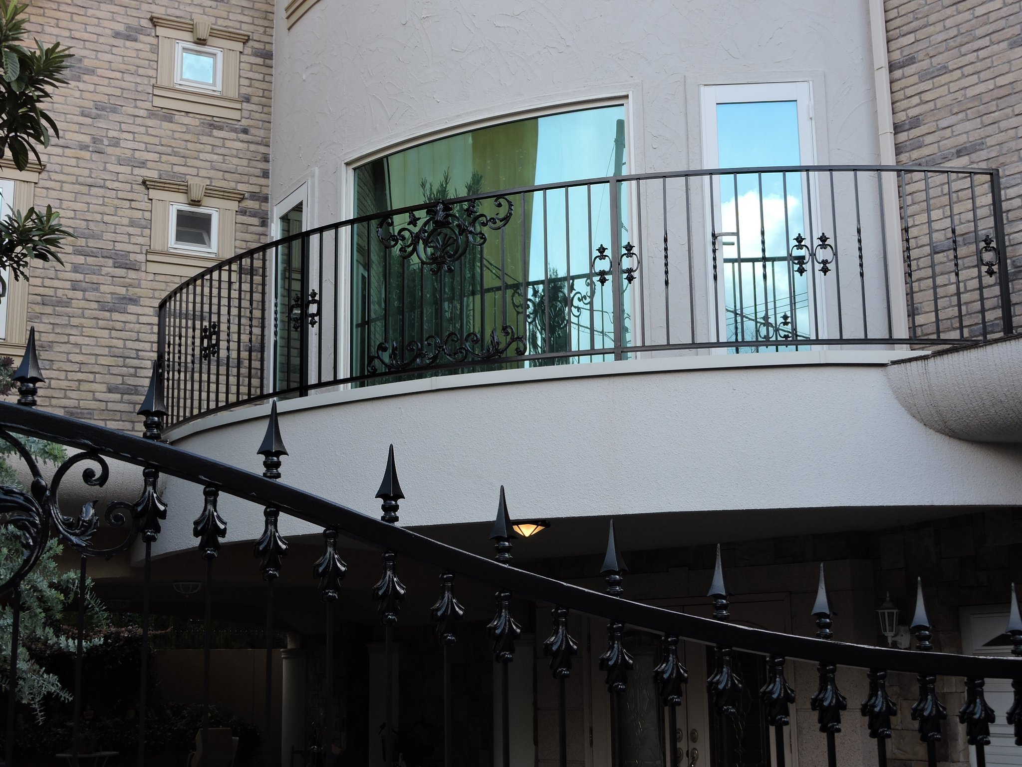 H様邸 ベランダ手摺 お塗替え